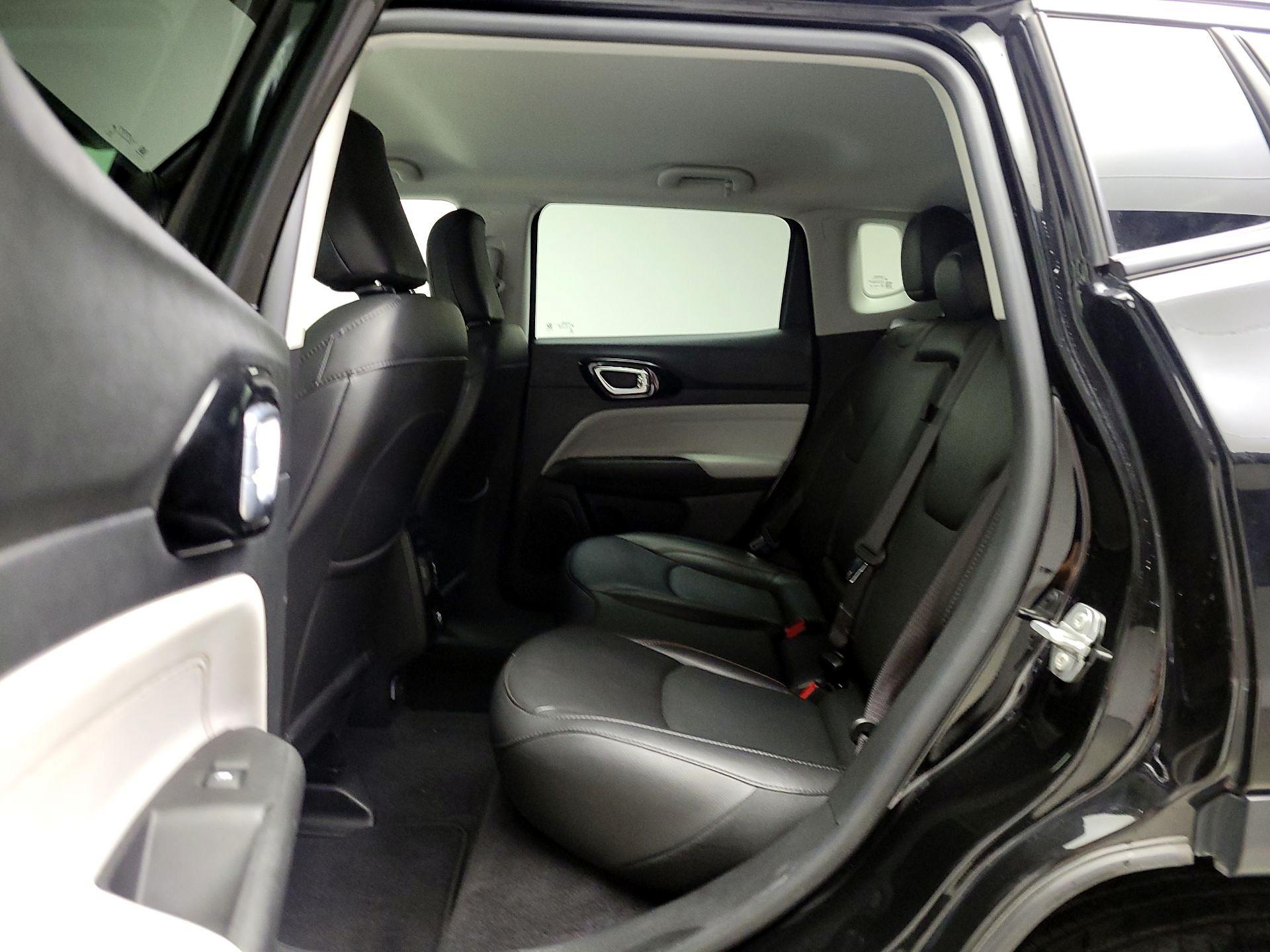 Thumbnail: 2022 Jeep Compass - 19