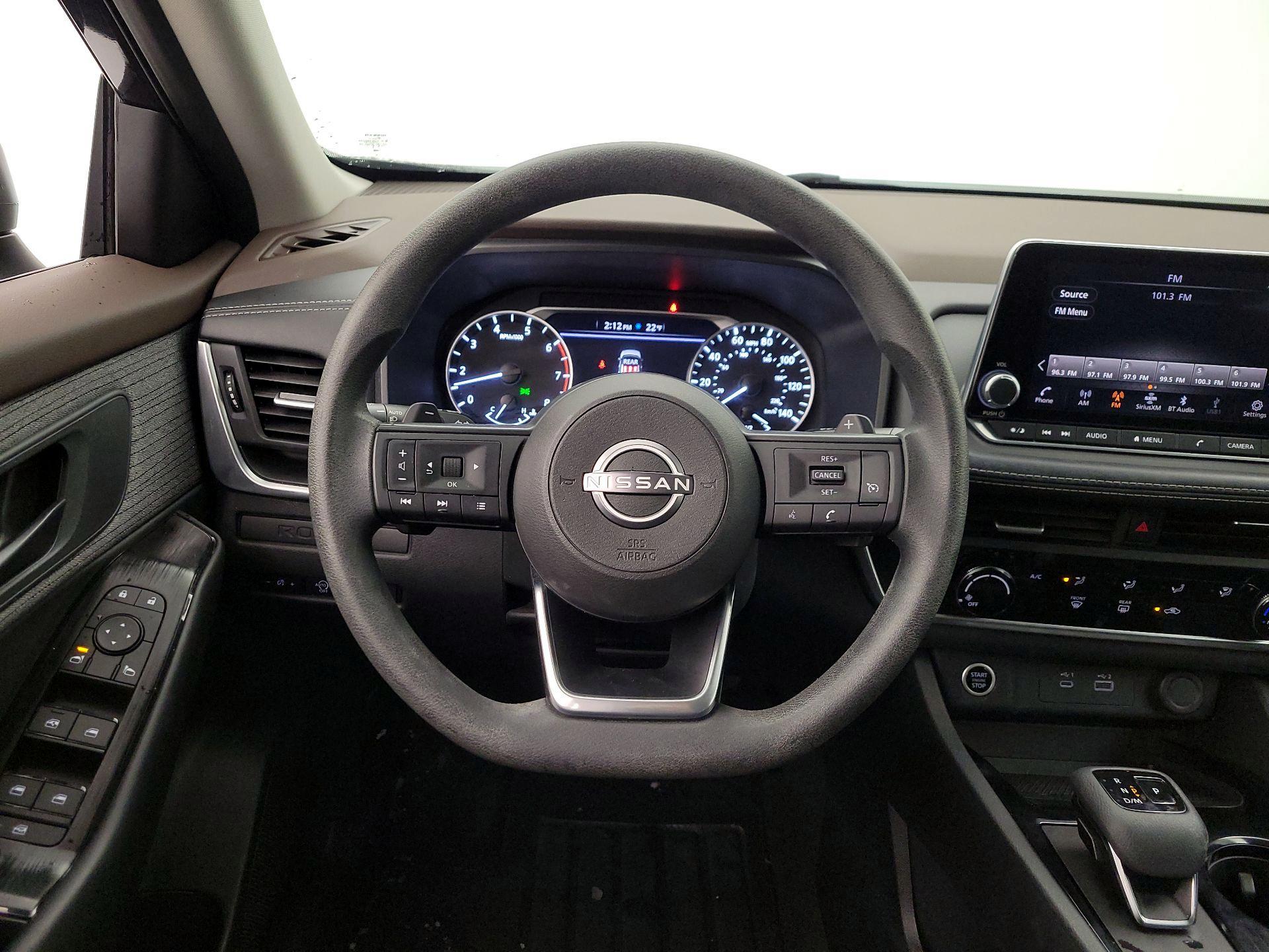 Thumbnail: 2023 Nissan Rogue - 10