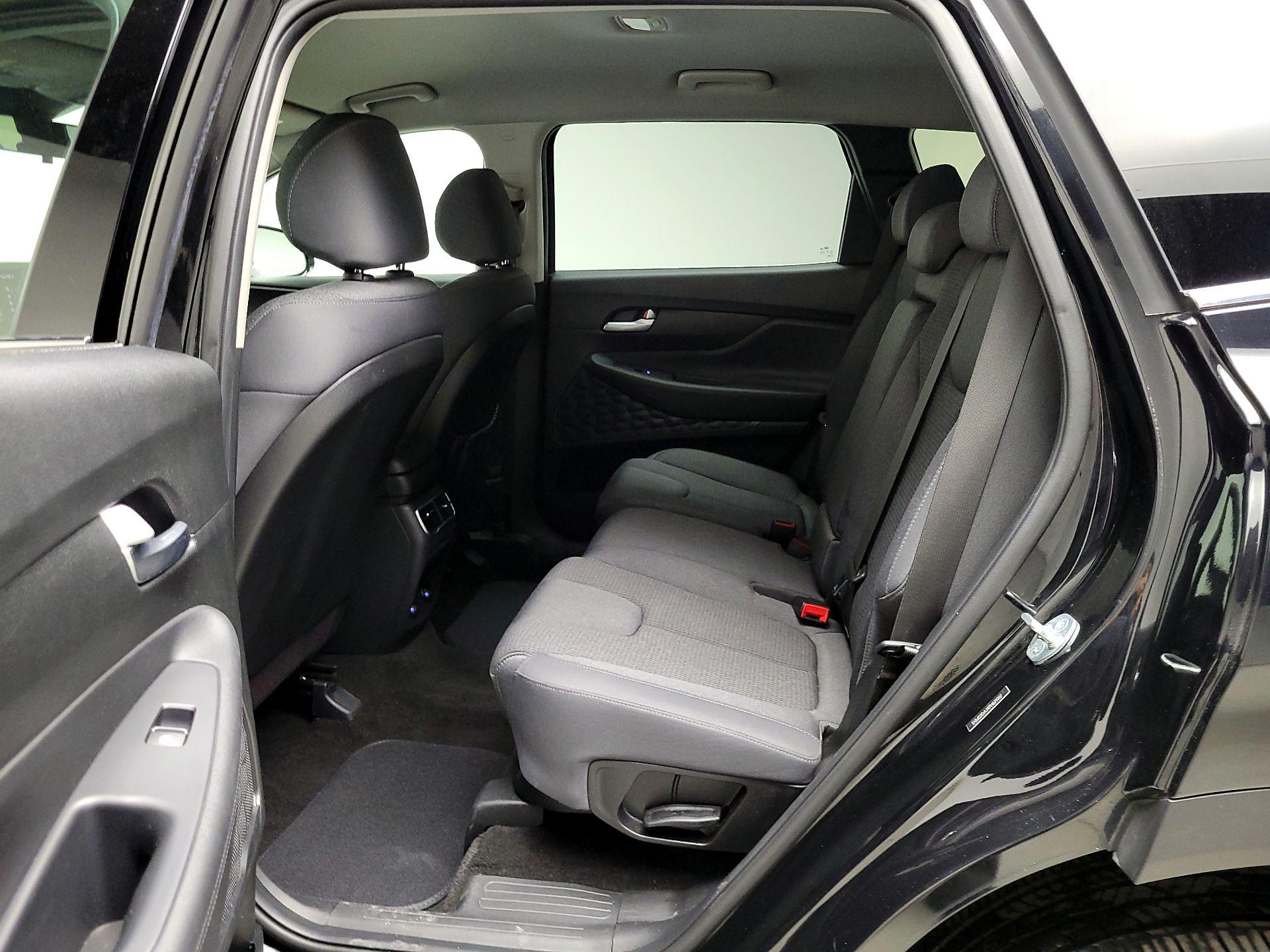 Thumbnail: 2023 Hyundai Santa Fe - 20