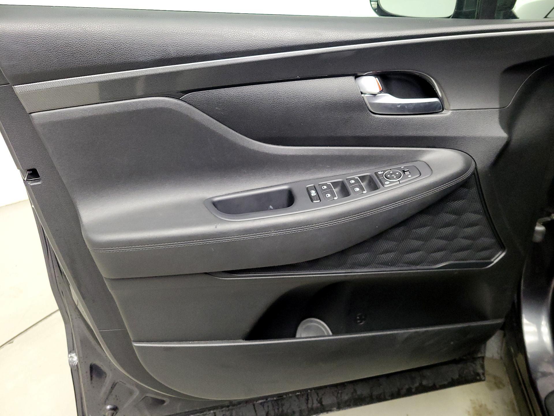 Thumbnail: 2023 Hyundai Santa Fe - 12