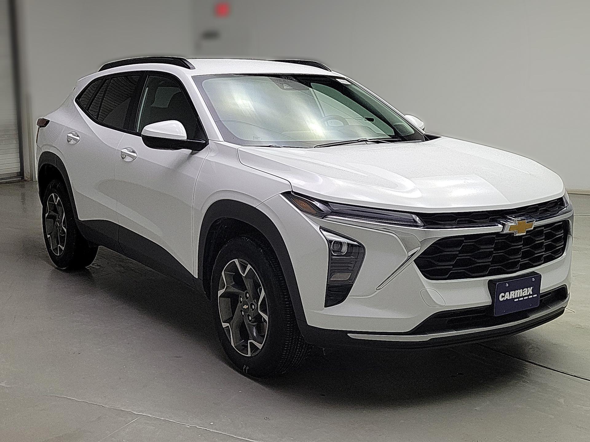 Thumbnail: 2025 Chevrolet Trax - 1