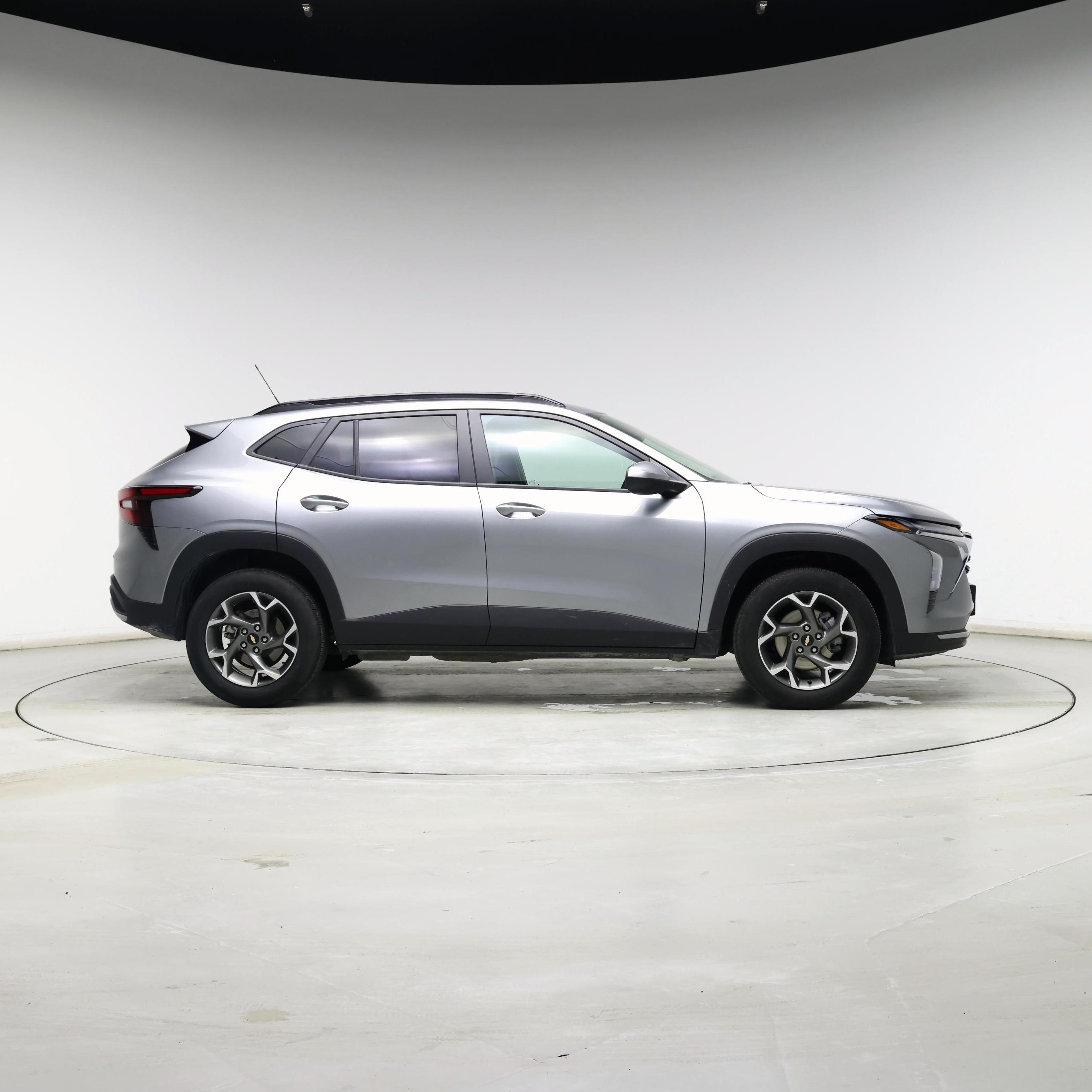 Thumbnail: 2025 Chevrolet Trax - 7