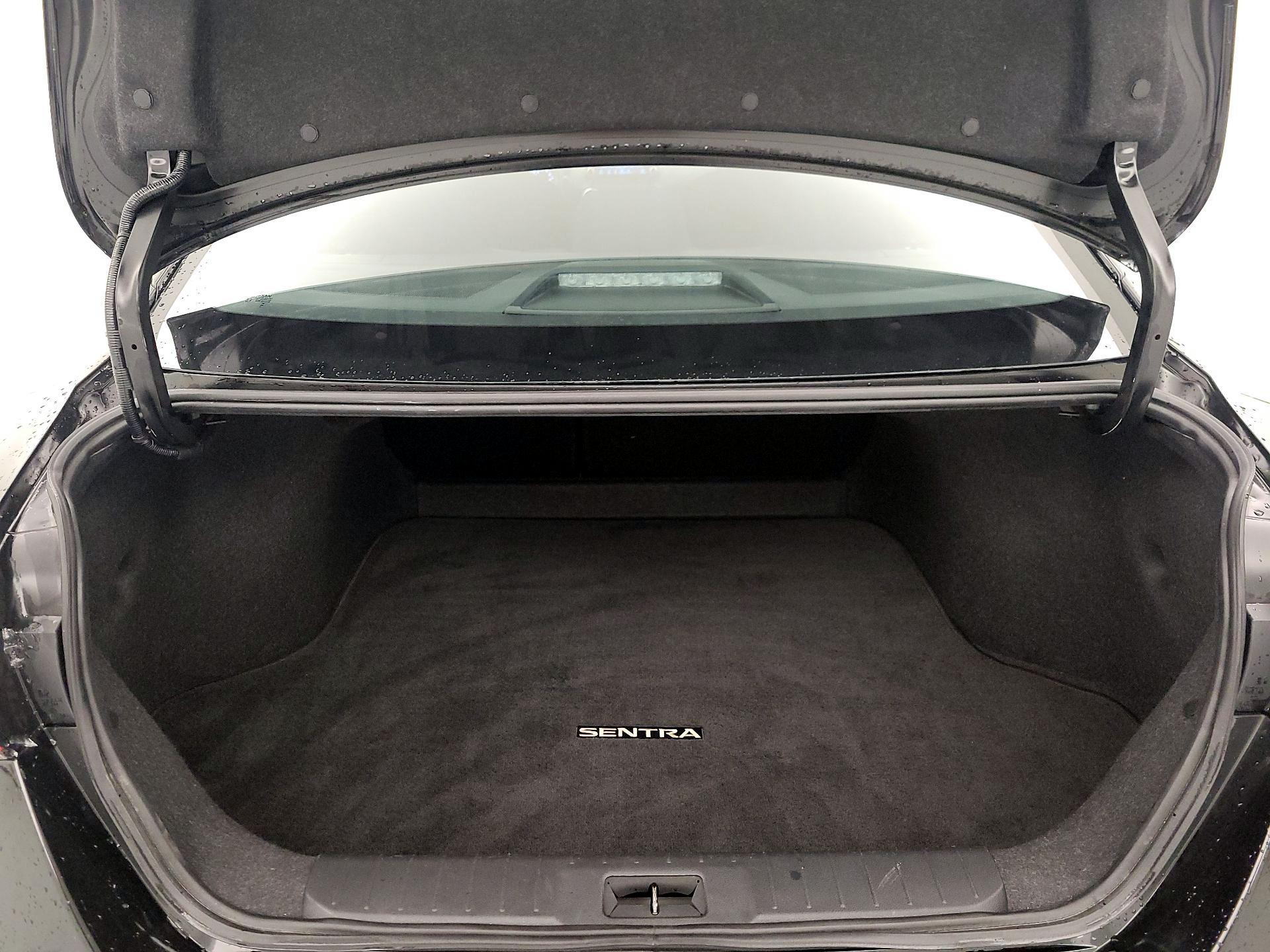 Thumbnail: 2024 Nissan Sentra - 20