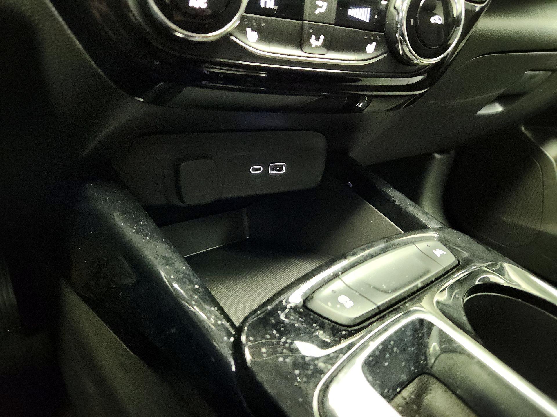 Thumbnail: 2025 Chevrolet Trax - 18