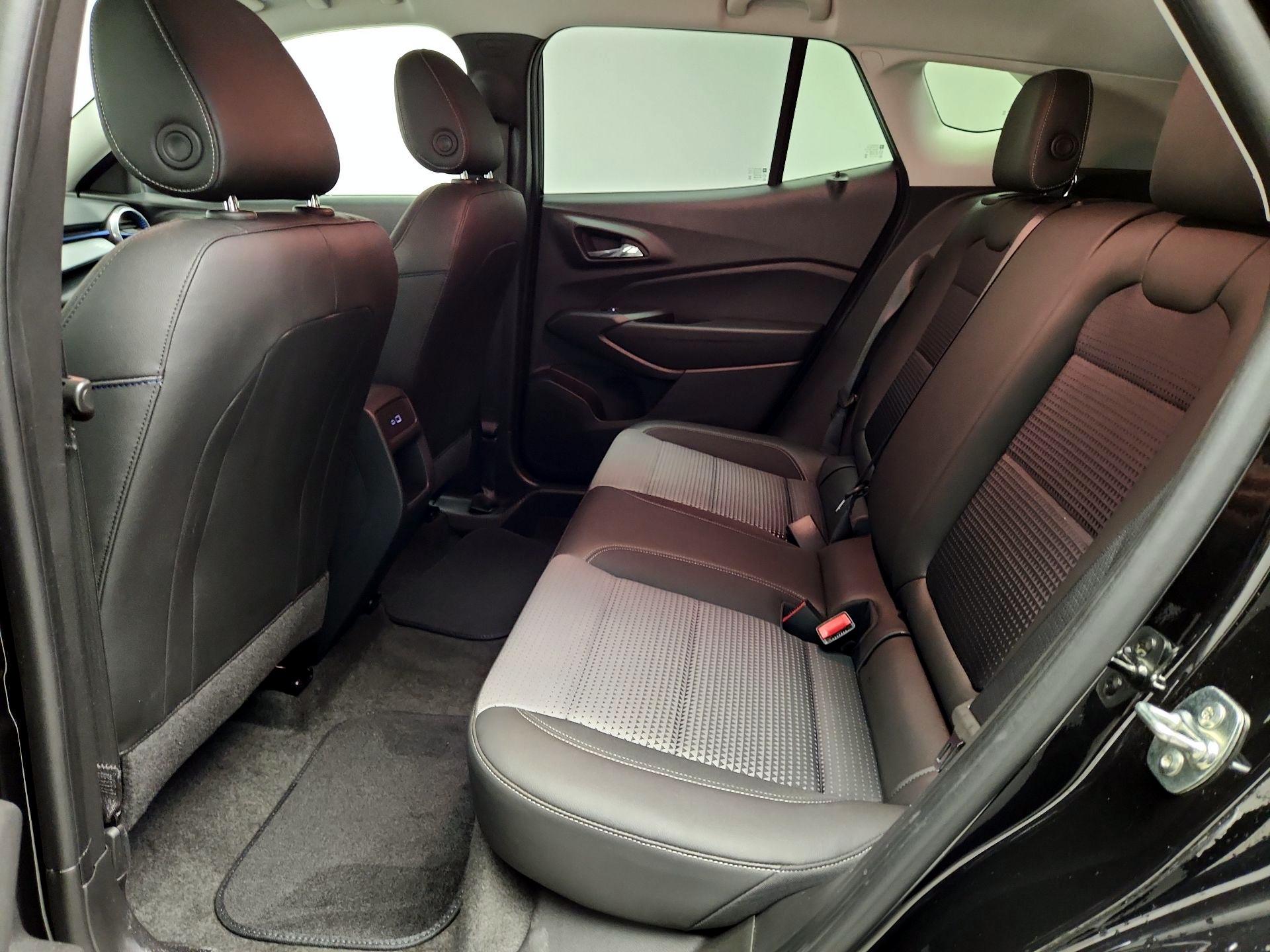 Thumbnail: 2025 Chevrolet Trax - 19