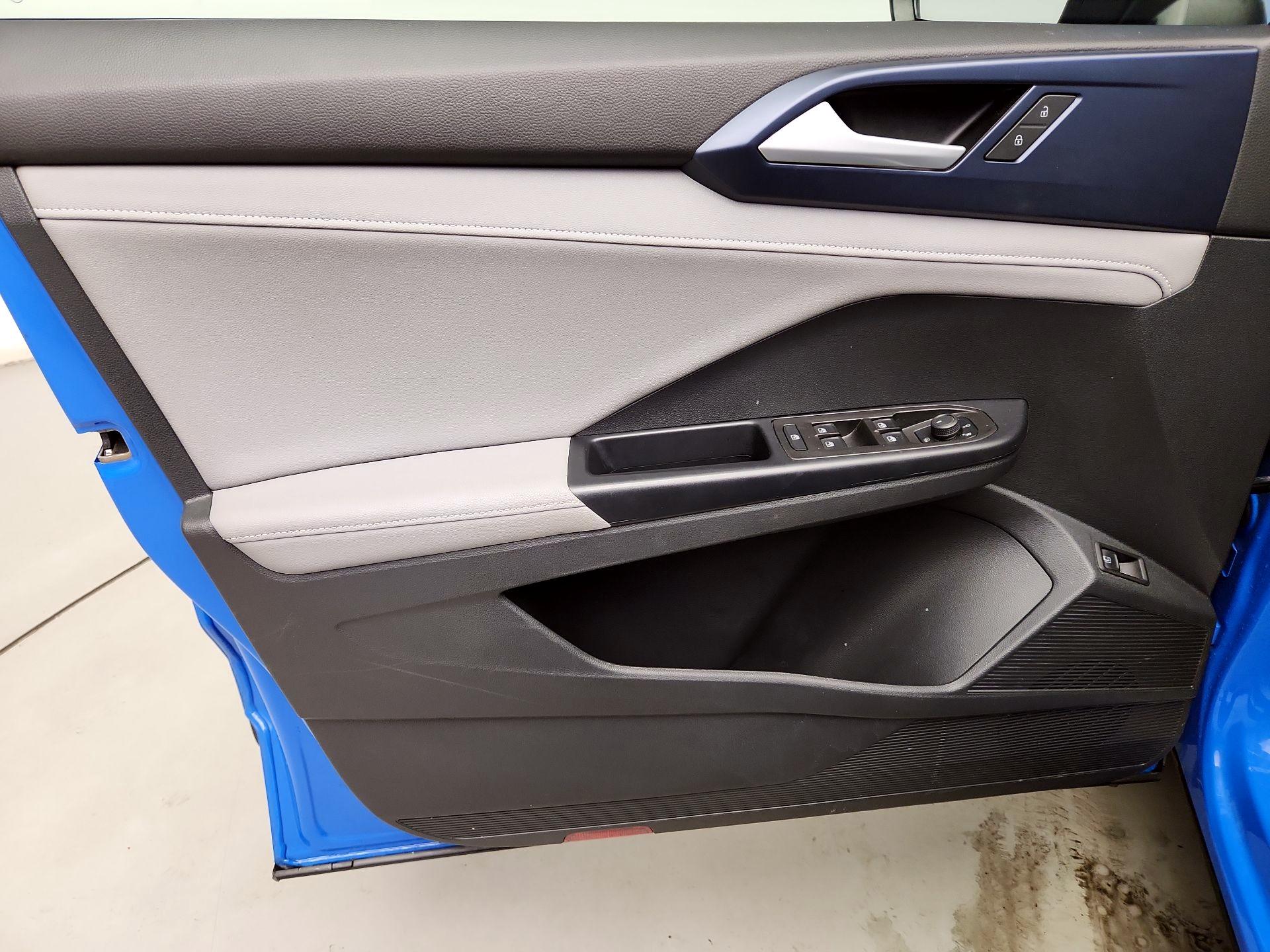 Thumbnail: 2024 Volkswagen Taos - 12