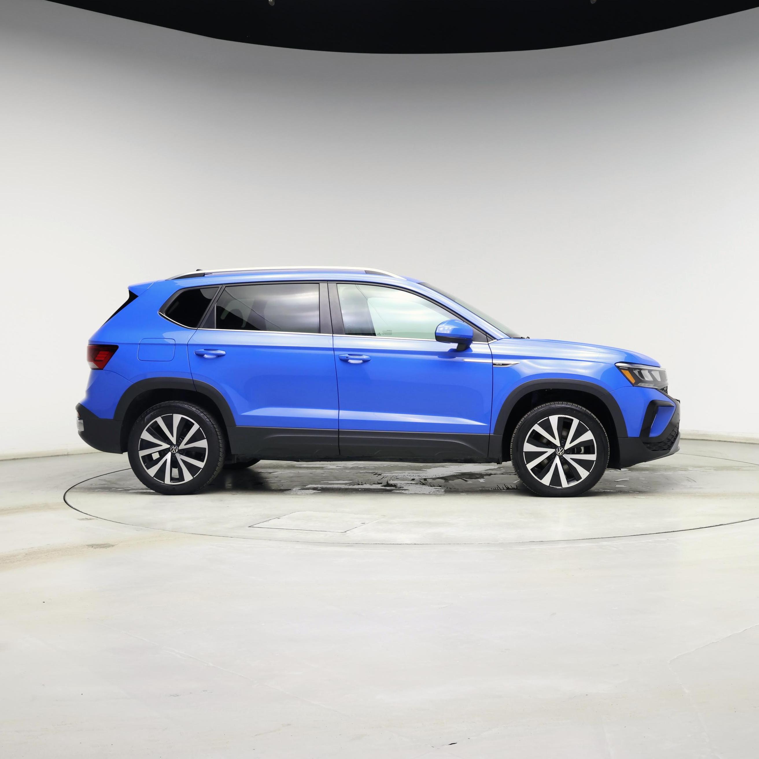 Thumbnail: 2024 Volkswagen Taos - 7