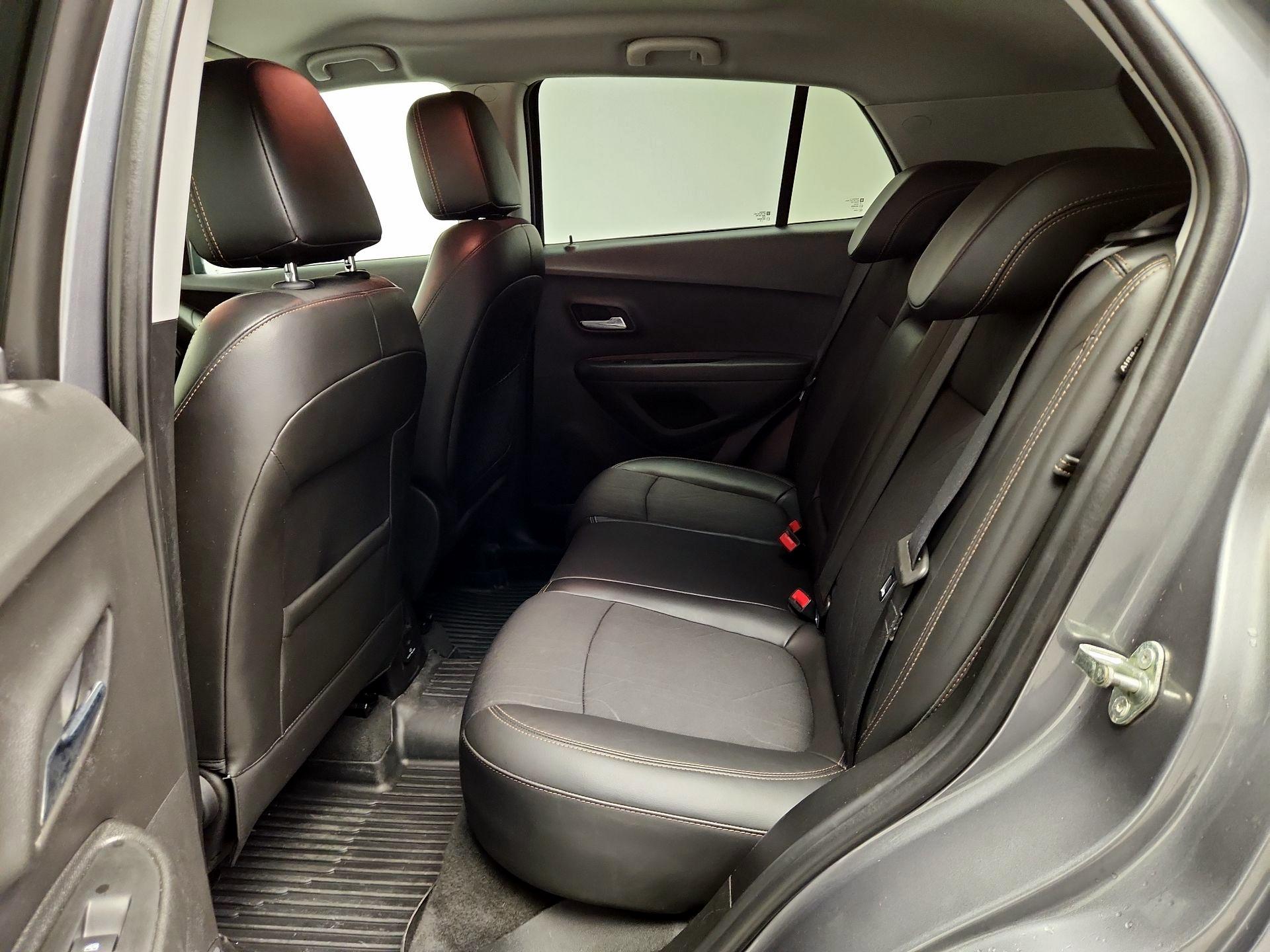 Thumbnail: 2020 Chevrolet Trax - 19