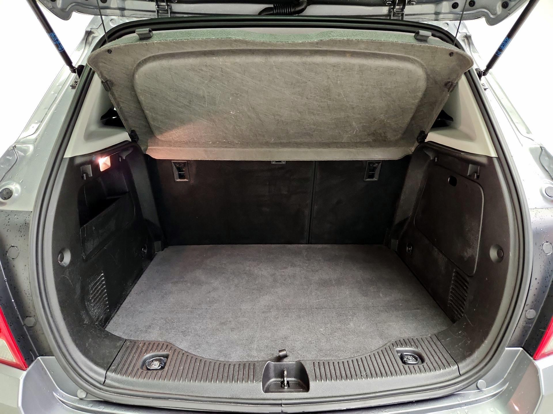 Thumbnail: 2020 Chevrolet Trax - 20