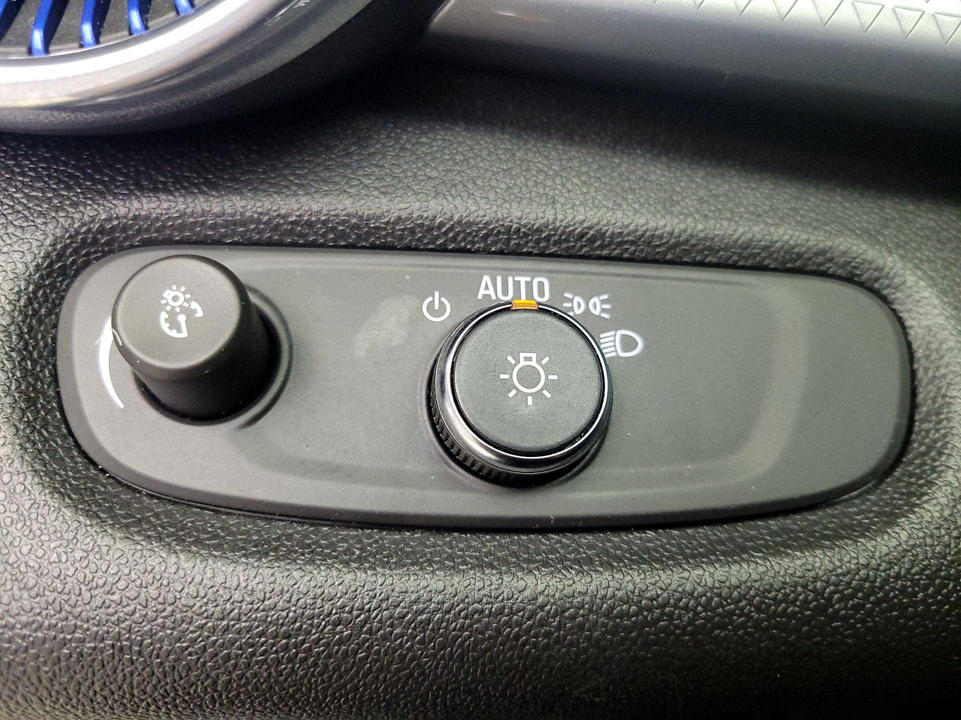 Thumbnail: 2025 Chevrolet Trax - 13