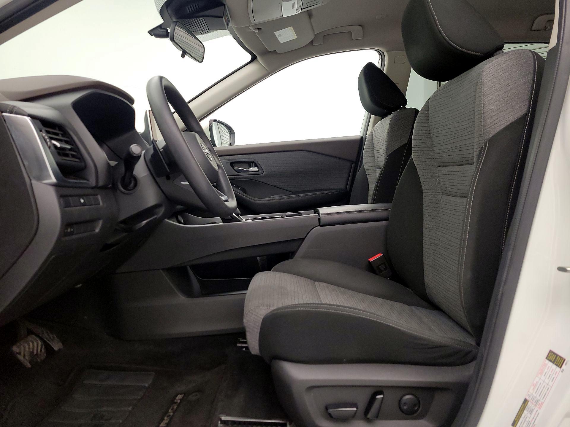 Thumbnail: 2023 Nissan Rogue - 11