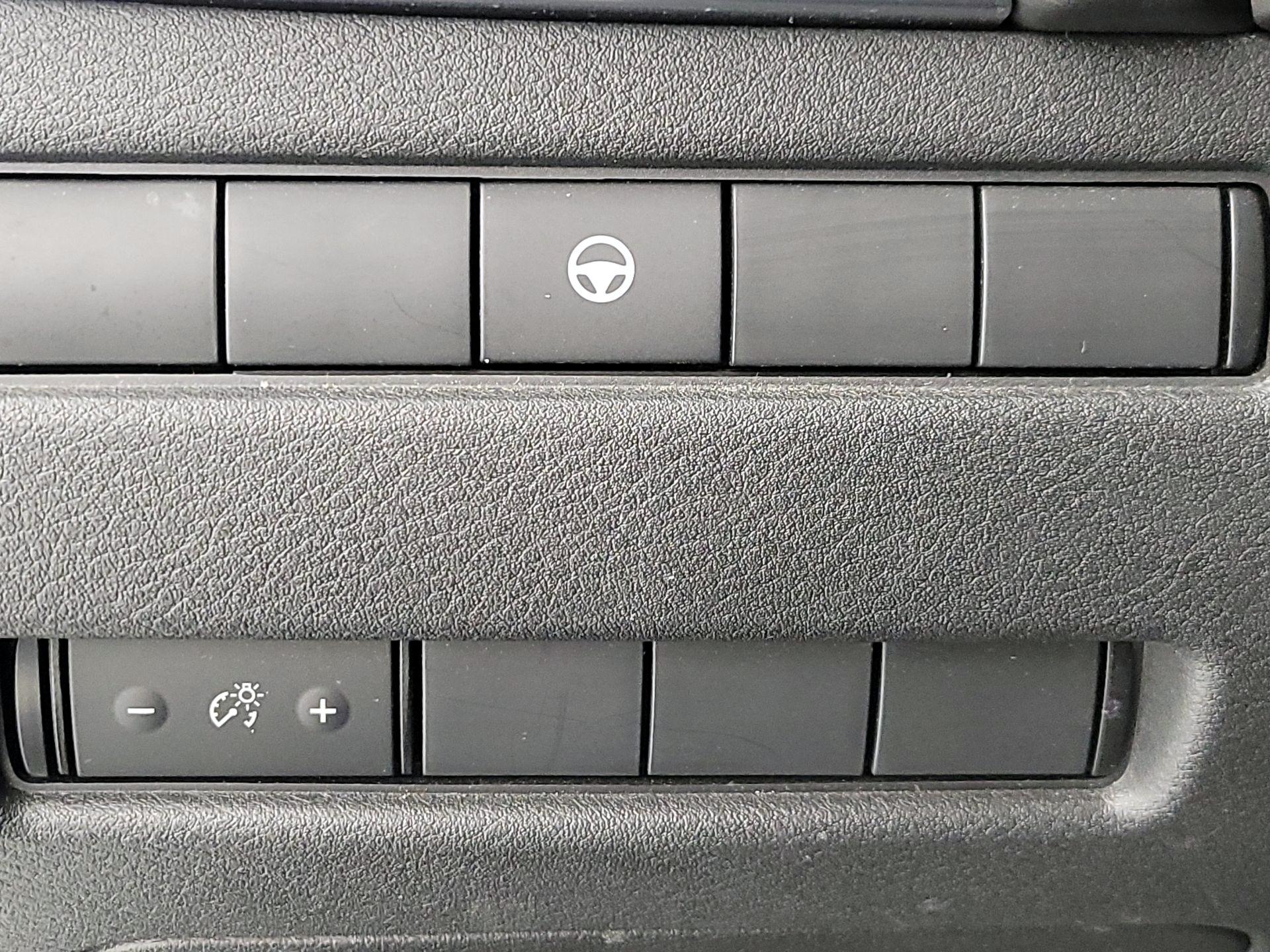 Thumbnail: 2023 Nissan Rogue - 13