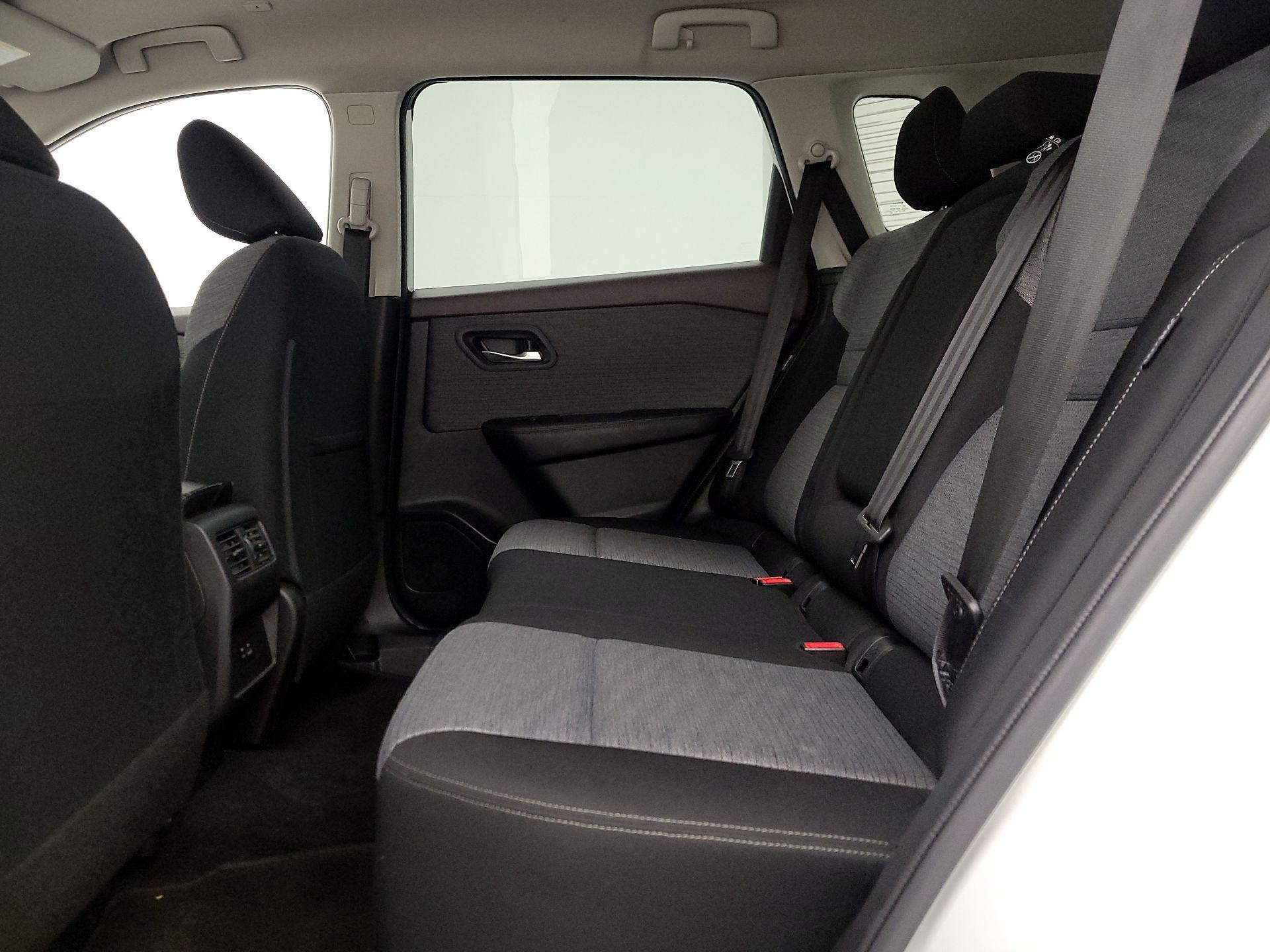 Thumbnail: 2023 Nissan Rogue - 19