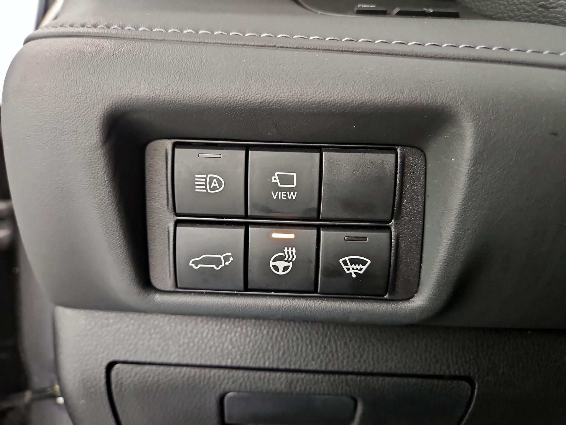 Thumbnail: 2022 Toyota Highlander - 13