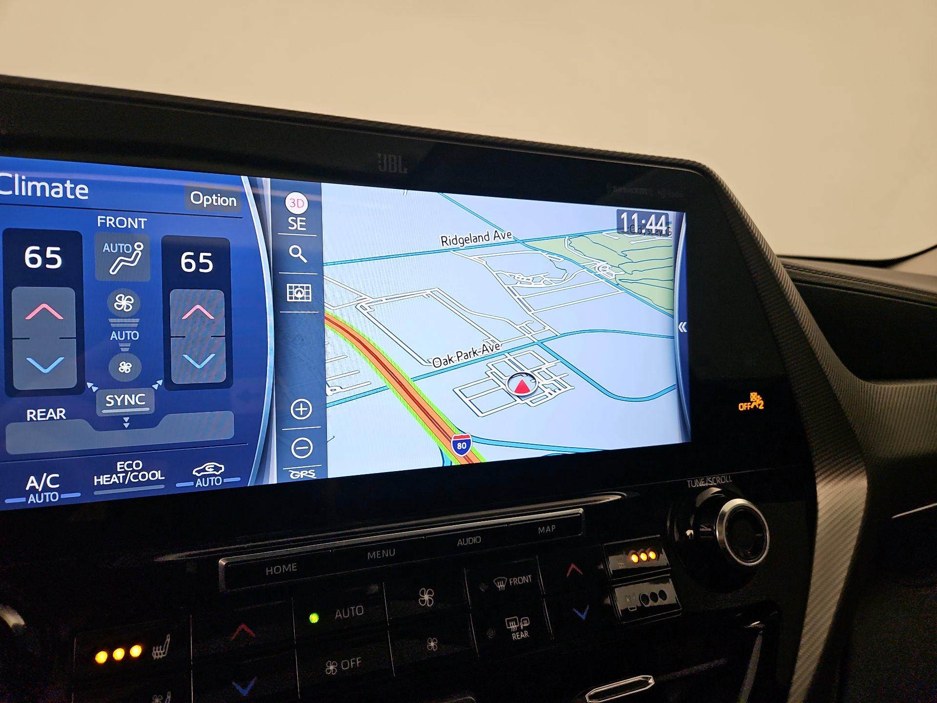 Thumbnail: 2022 Toyota Highlander - 14