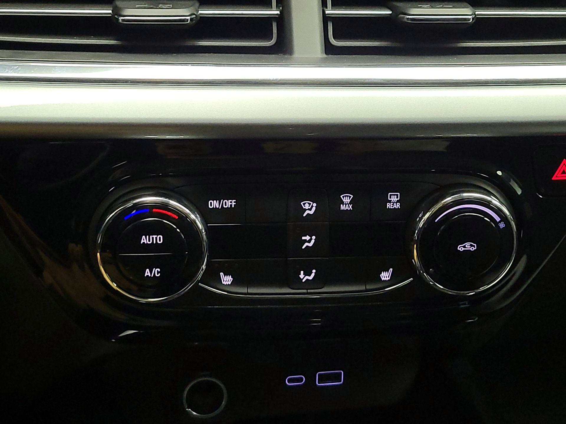 Thumbnail: 2025 Chevrolet Trax - 16