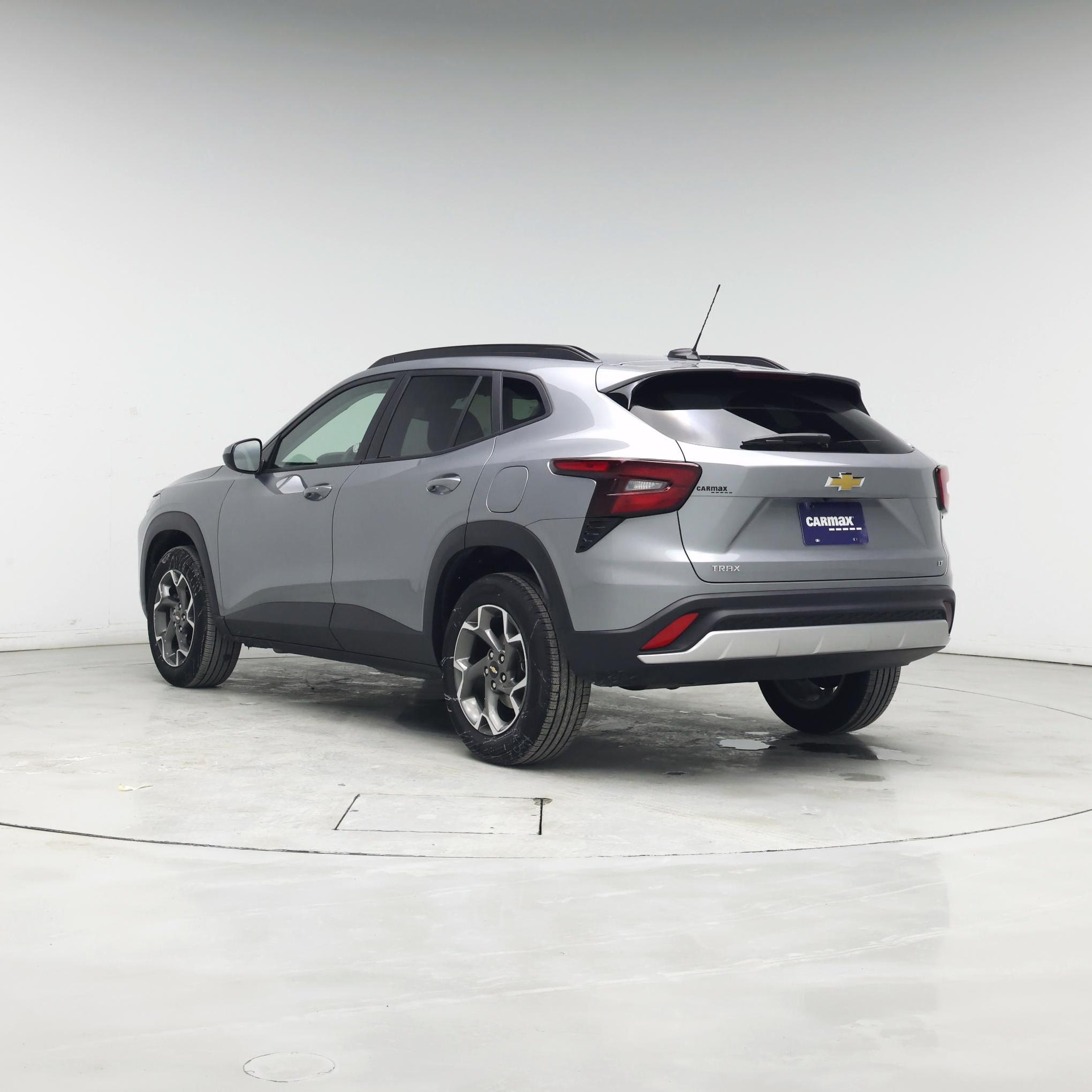 Thumbnail: 2025 Chevrolet Trax - 2