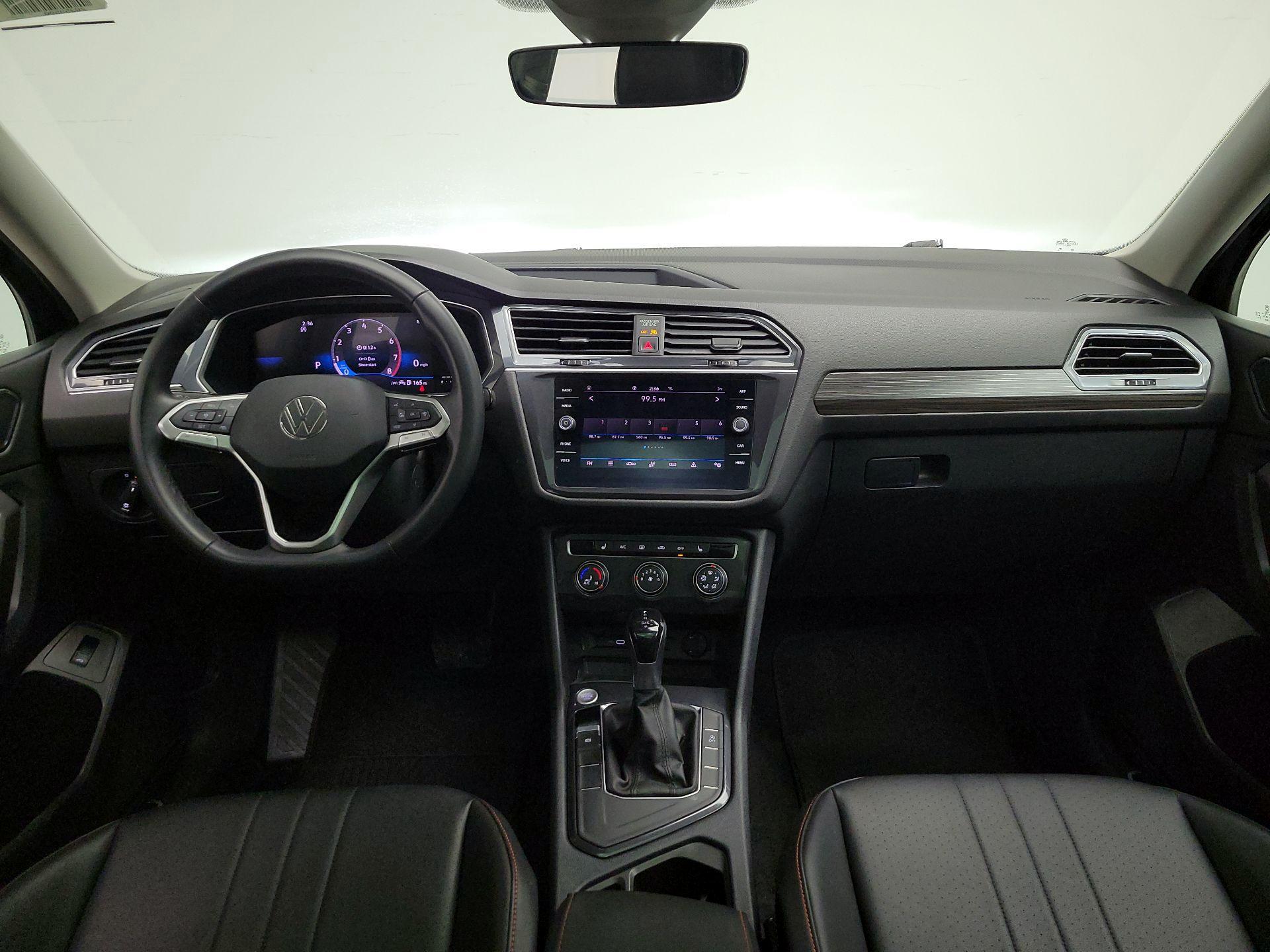 Thumbnail: 2024 Volkswagen Tiguan - 9