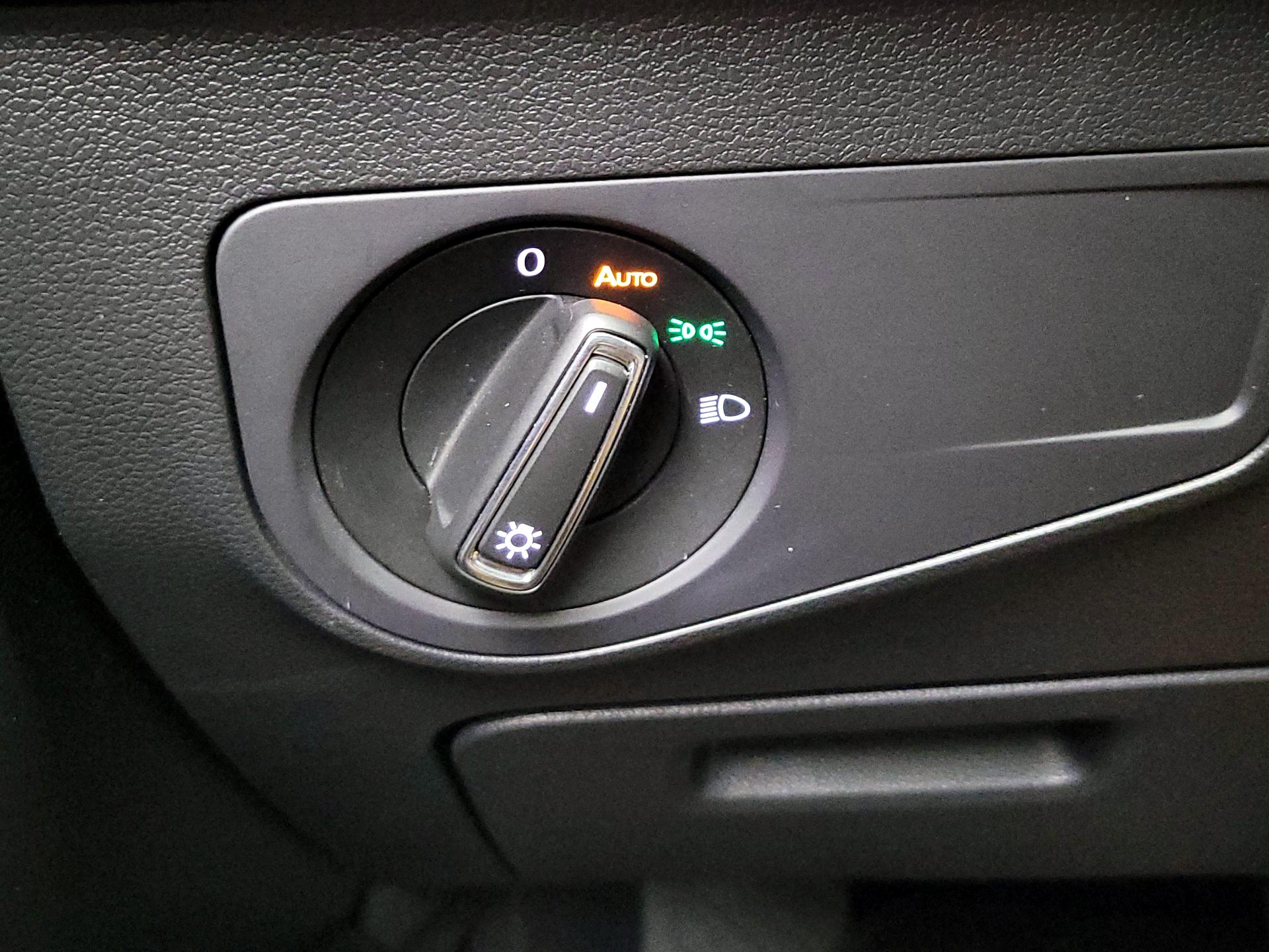 Thumbnail: 2024 Volkswagen Tiguan - 13