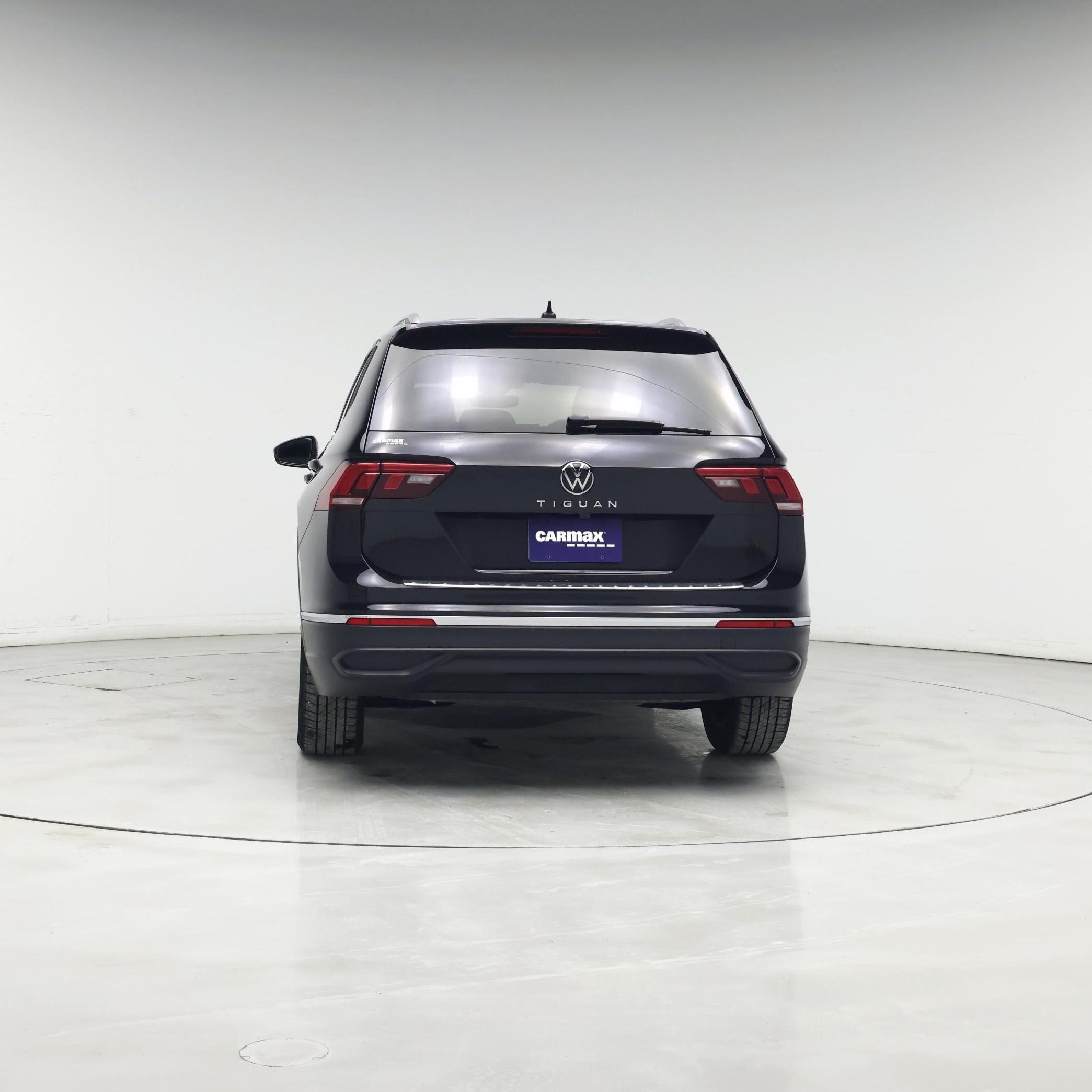 Thumbnail: 2024 Volkswagen Tiguan - 6