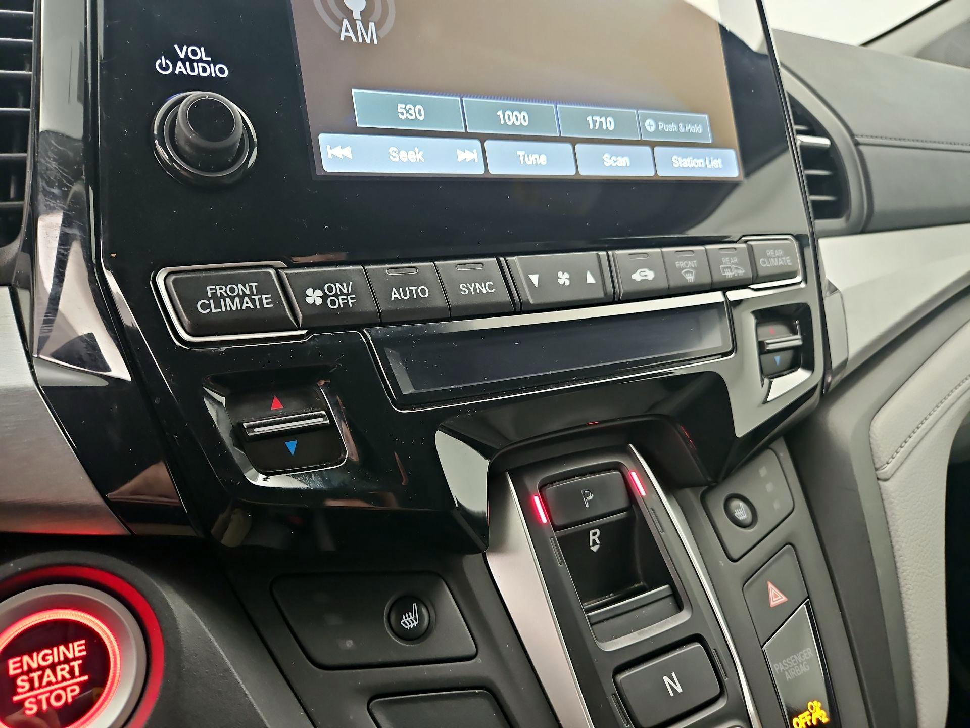 Thumbnail: 2019 Honda Odyssey - 16