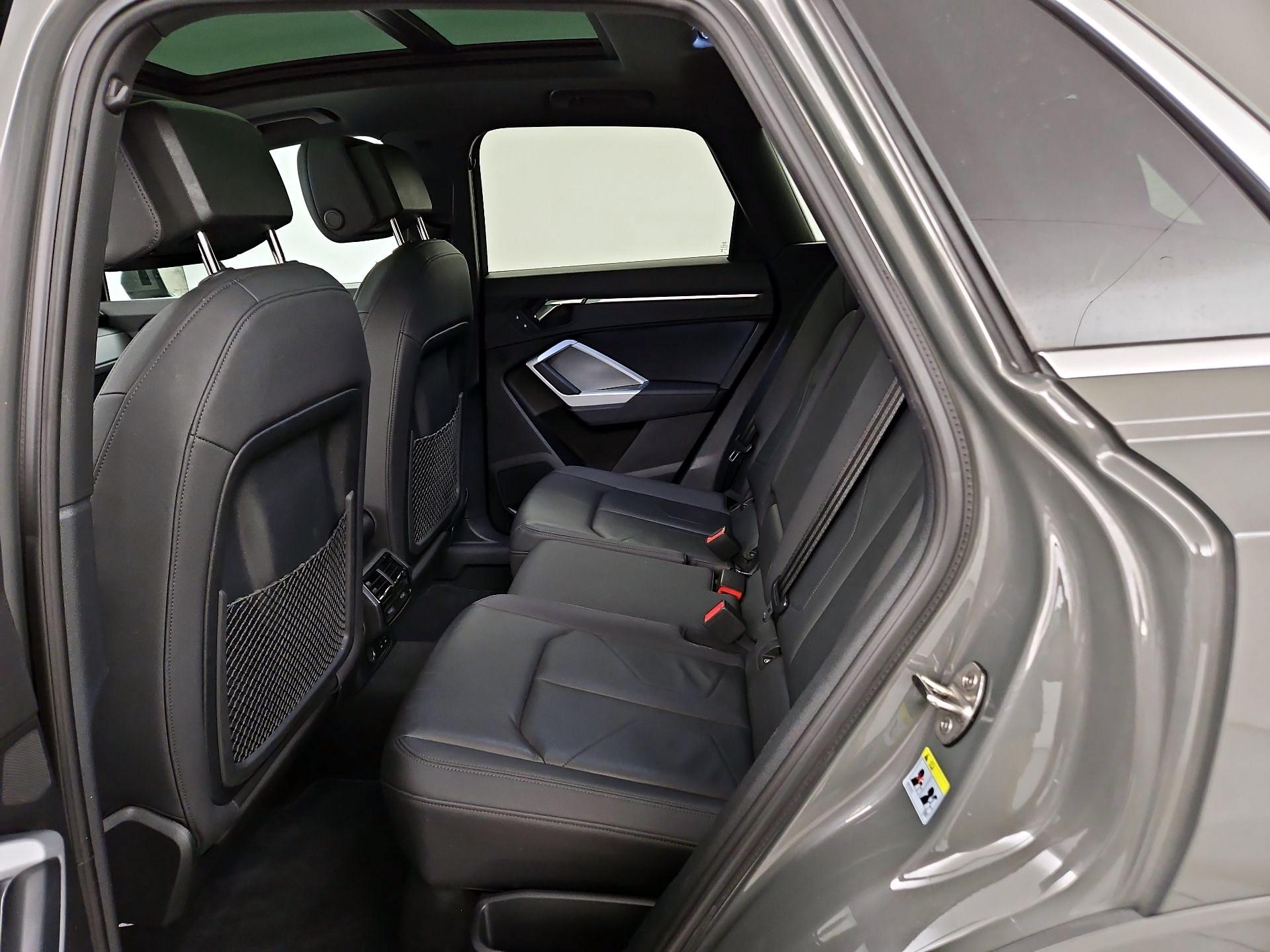 Thumbnail: 2023 Audi Q3 - 20