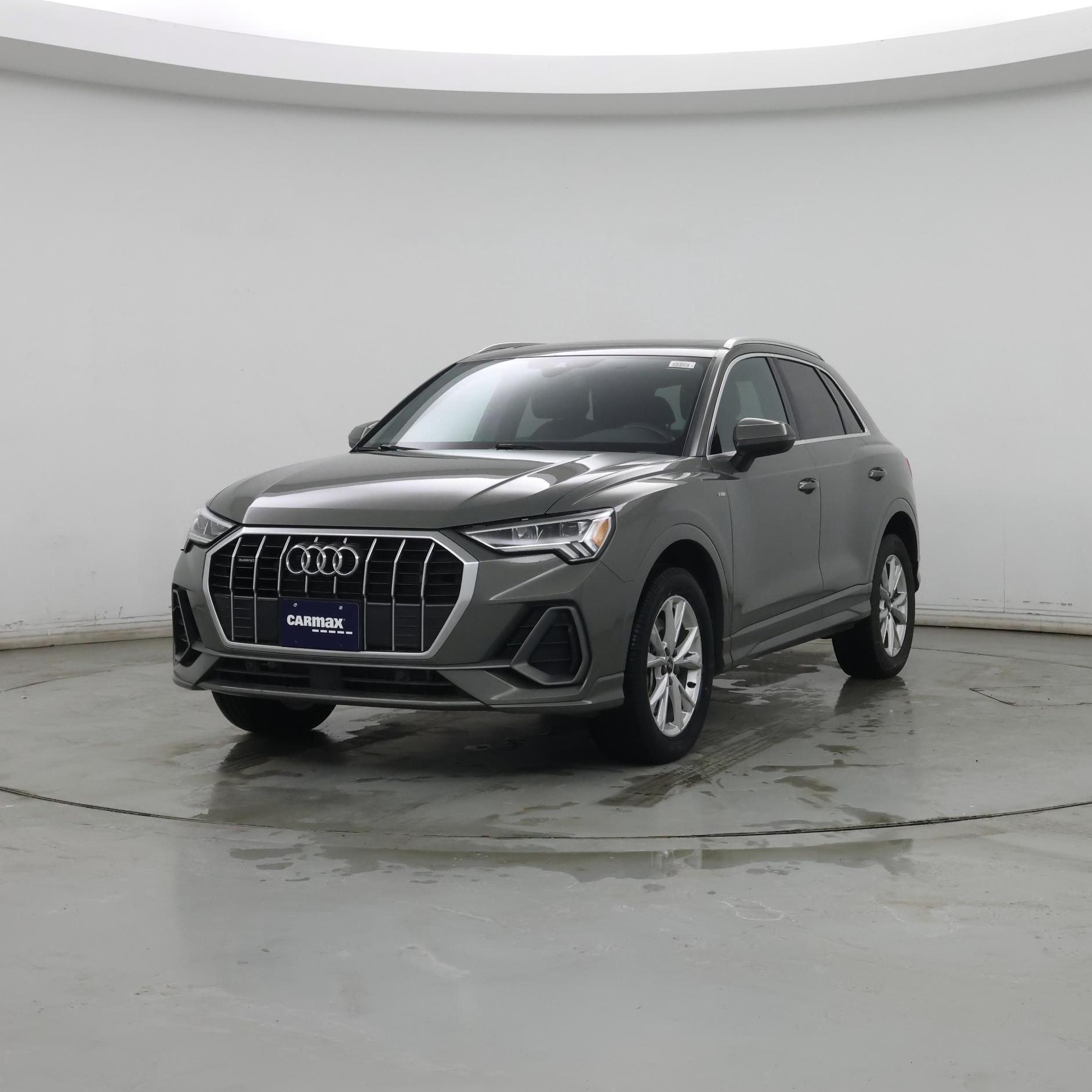 Thumbnail: 2023 Audi Q3 - 4