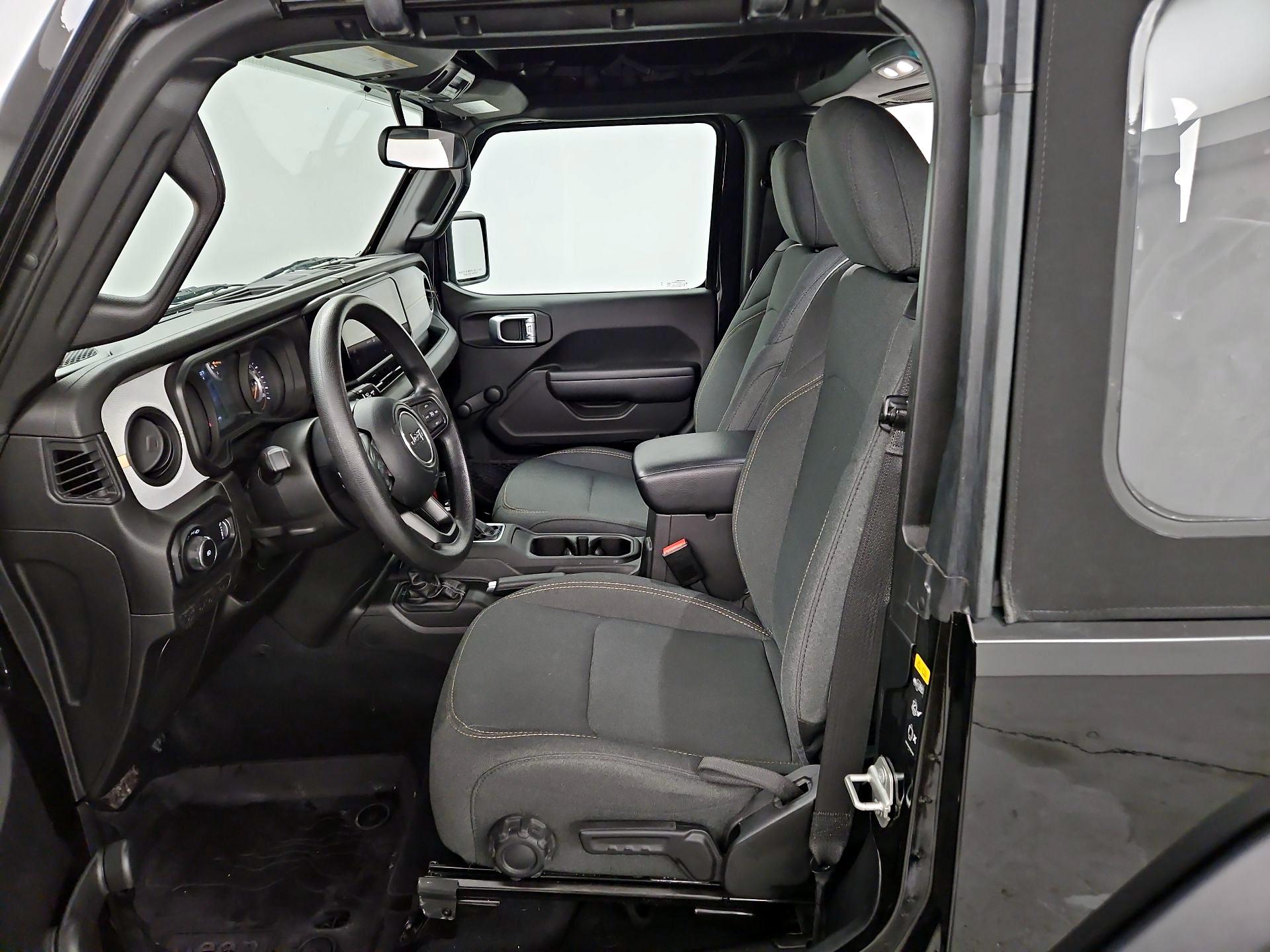 Thumbnail: 2024 Jeep Wrangler - 11