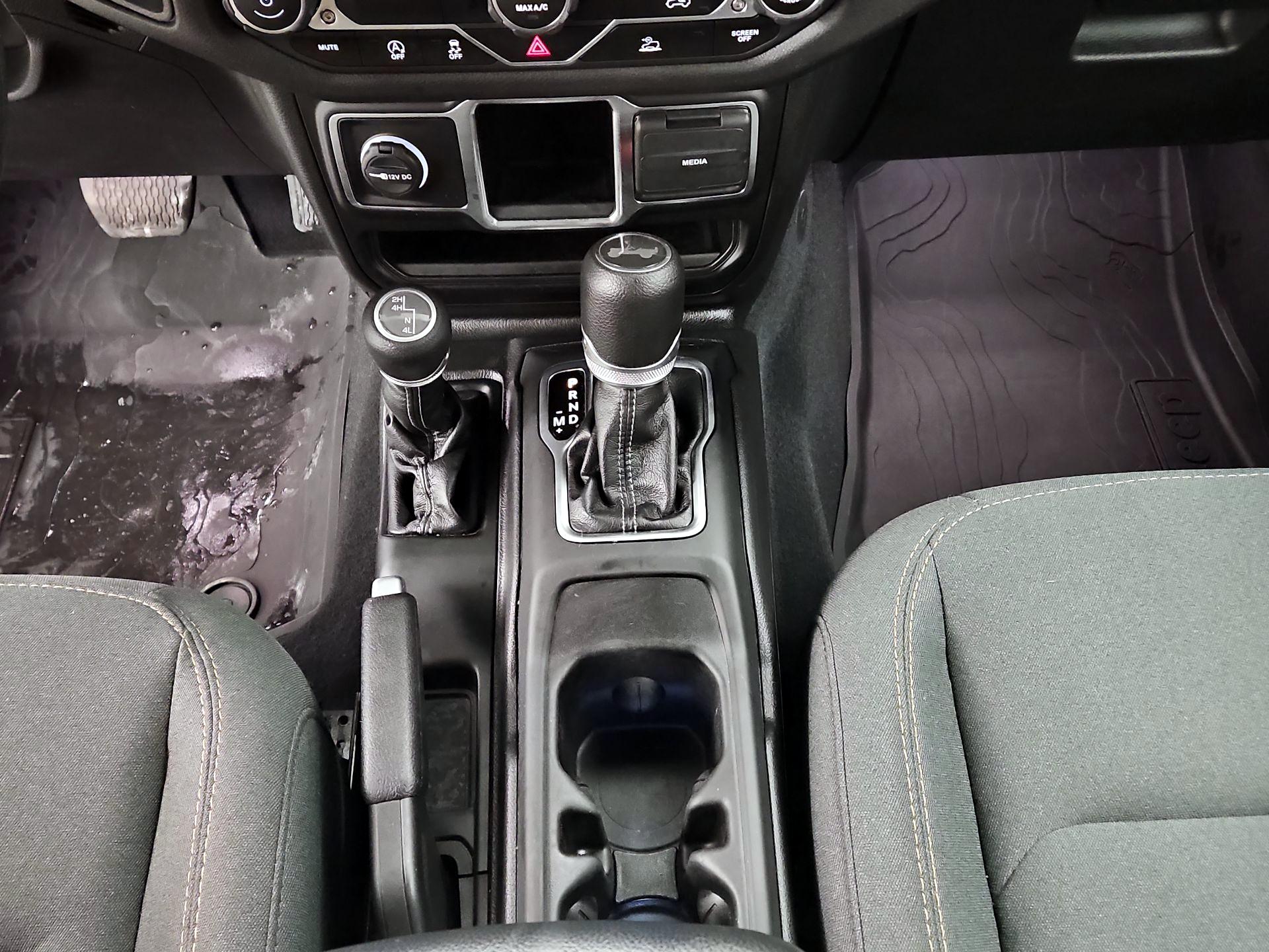 Thumbnail: 2024 Jeep Wrangler - 17