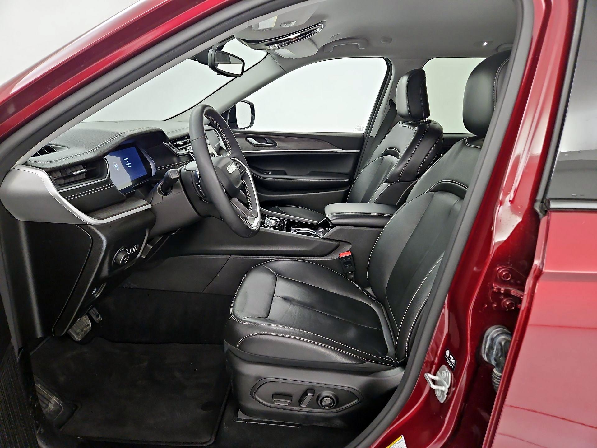 Thumbnail: 2023 Jeep Grand Cherokee - 11