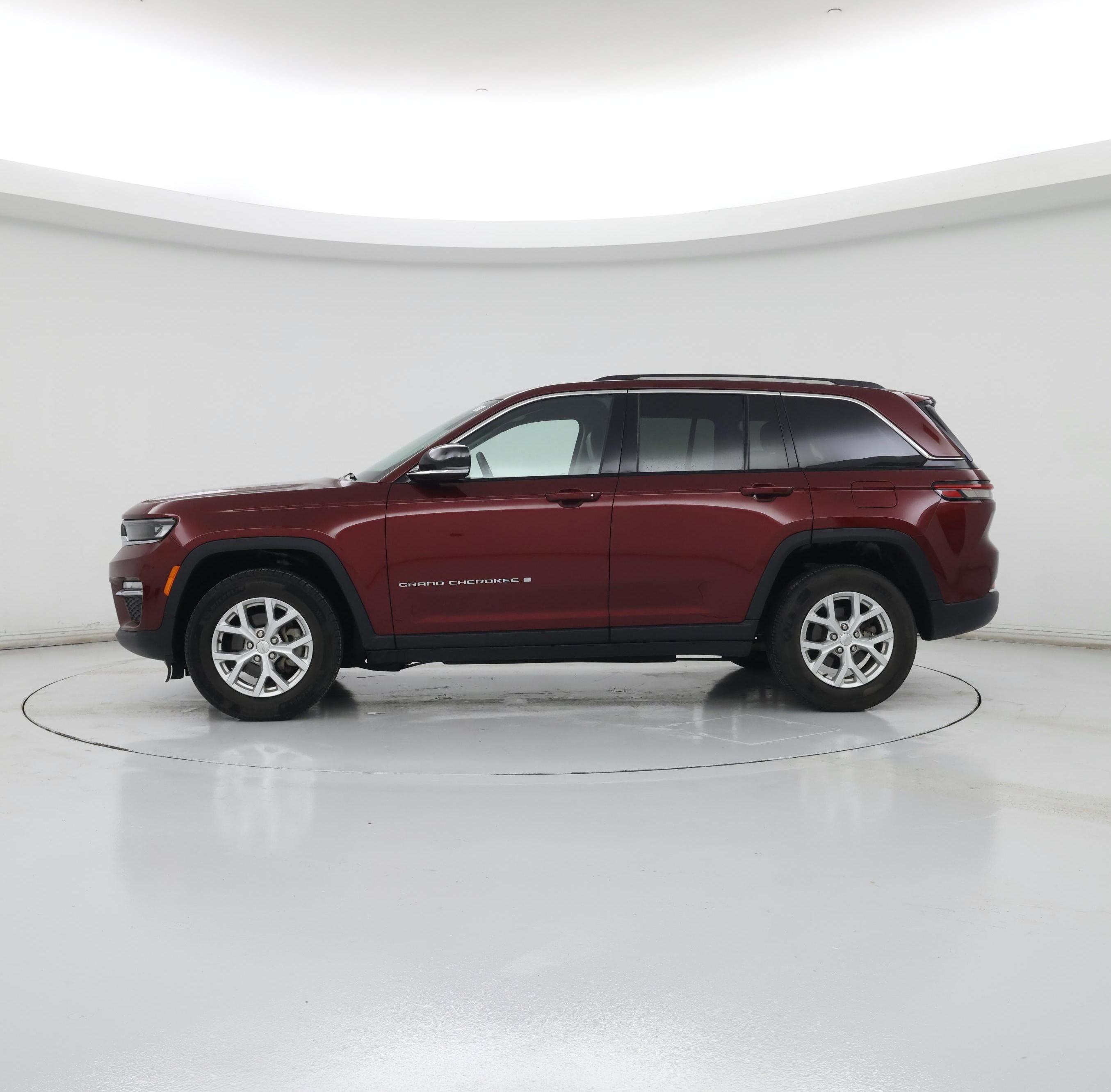 Thumbnail: 2023 Jeep Grand Cherokee - 3