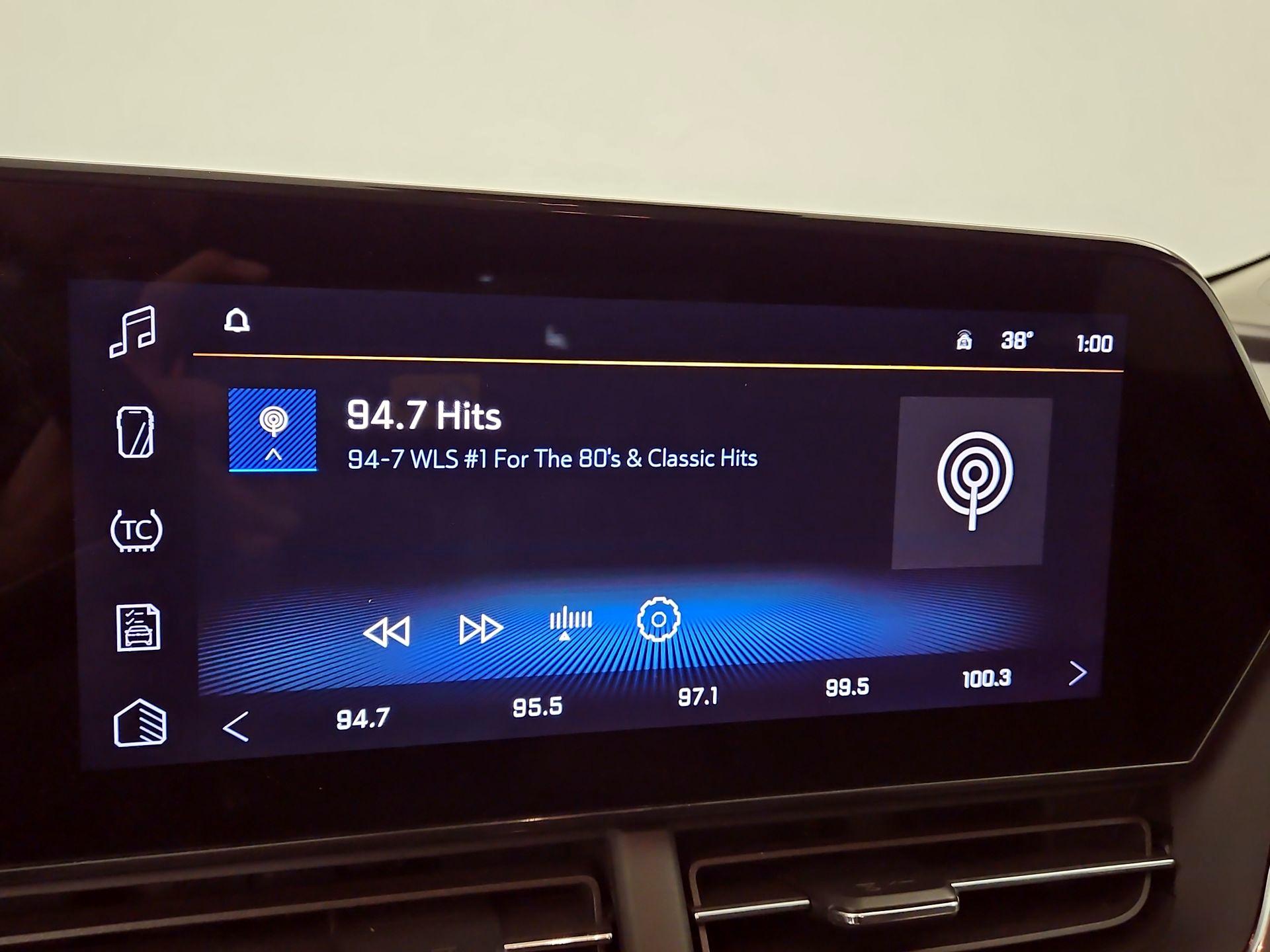 Thumbnail: 2025 Chevrolet Trax - 15