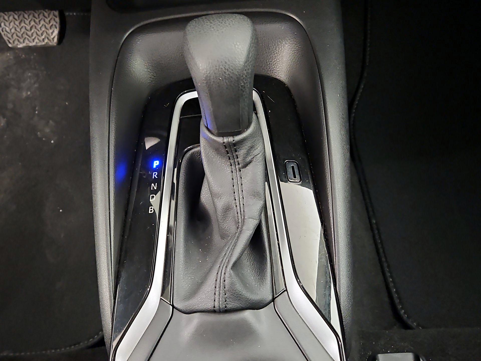 Thumbnail: 2025 Toyota Corolla - 17