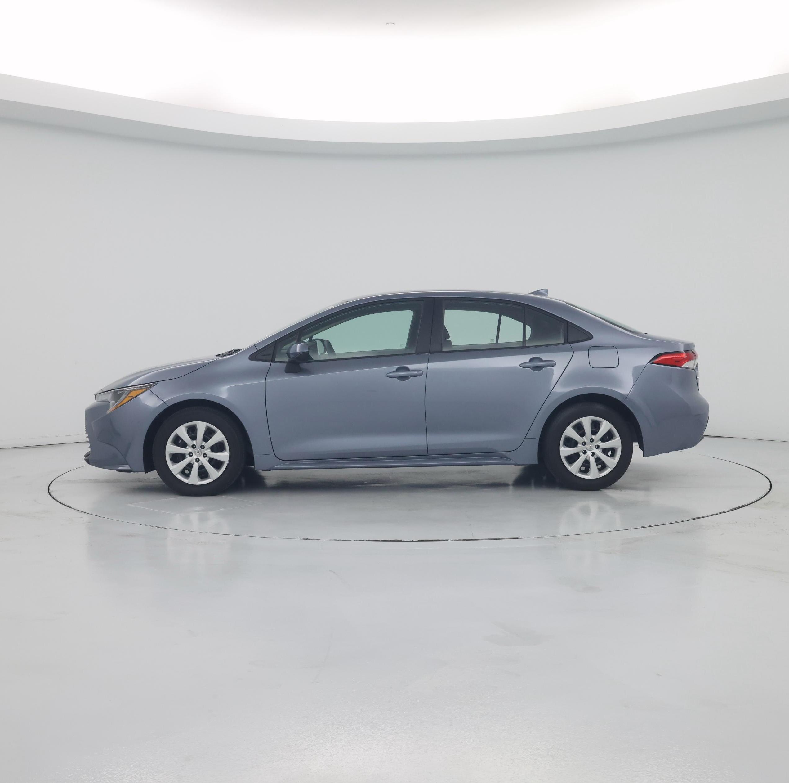 Thumbnail: 2025 Toyota Corolla - 3
