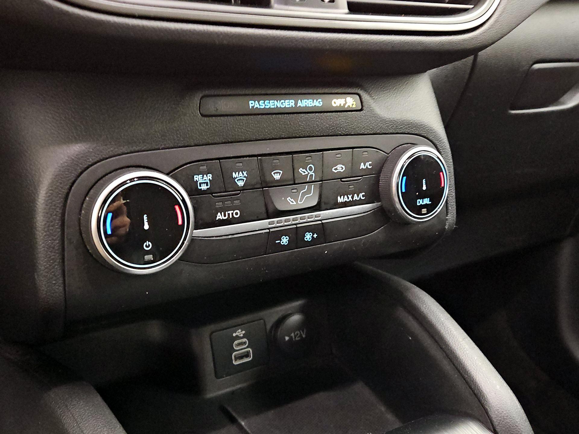 Thumbnail: 2024 Ford Escape - 16