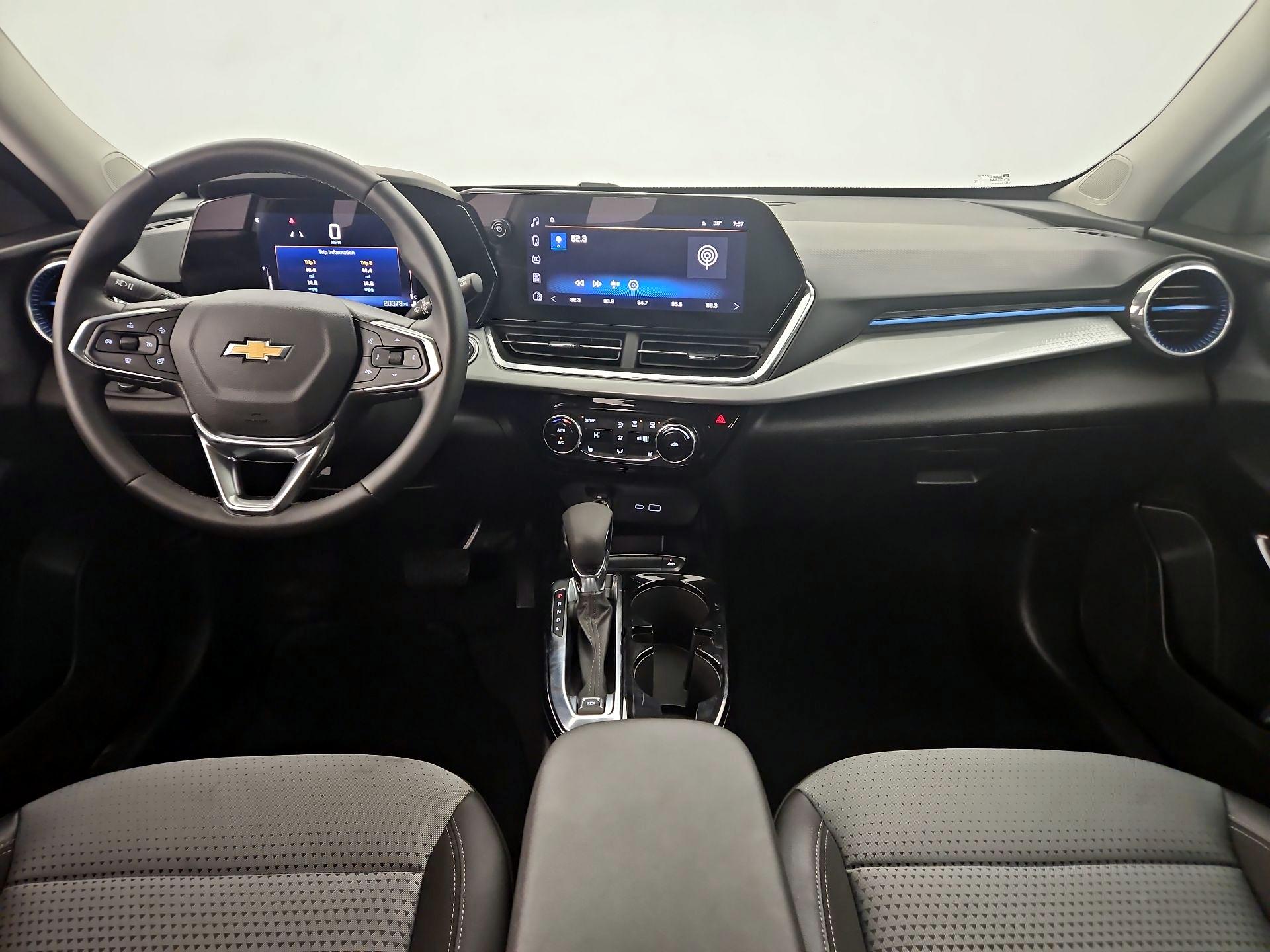 Thumbnail: 2025 Chevrolet Trax - 9