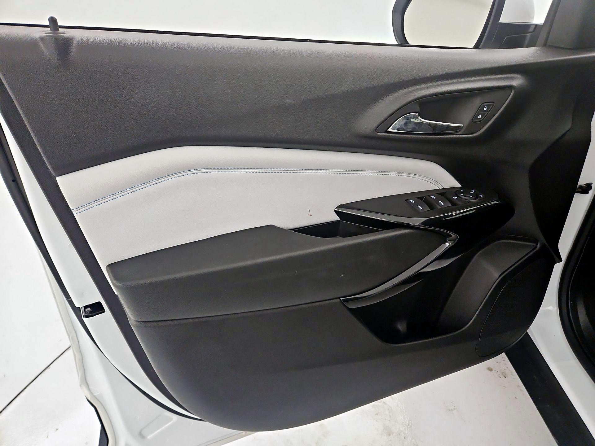 Thumbnail: 2025 Chevrolet Trax - 12