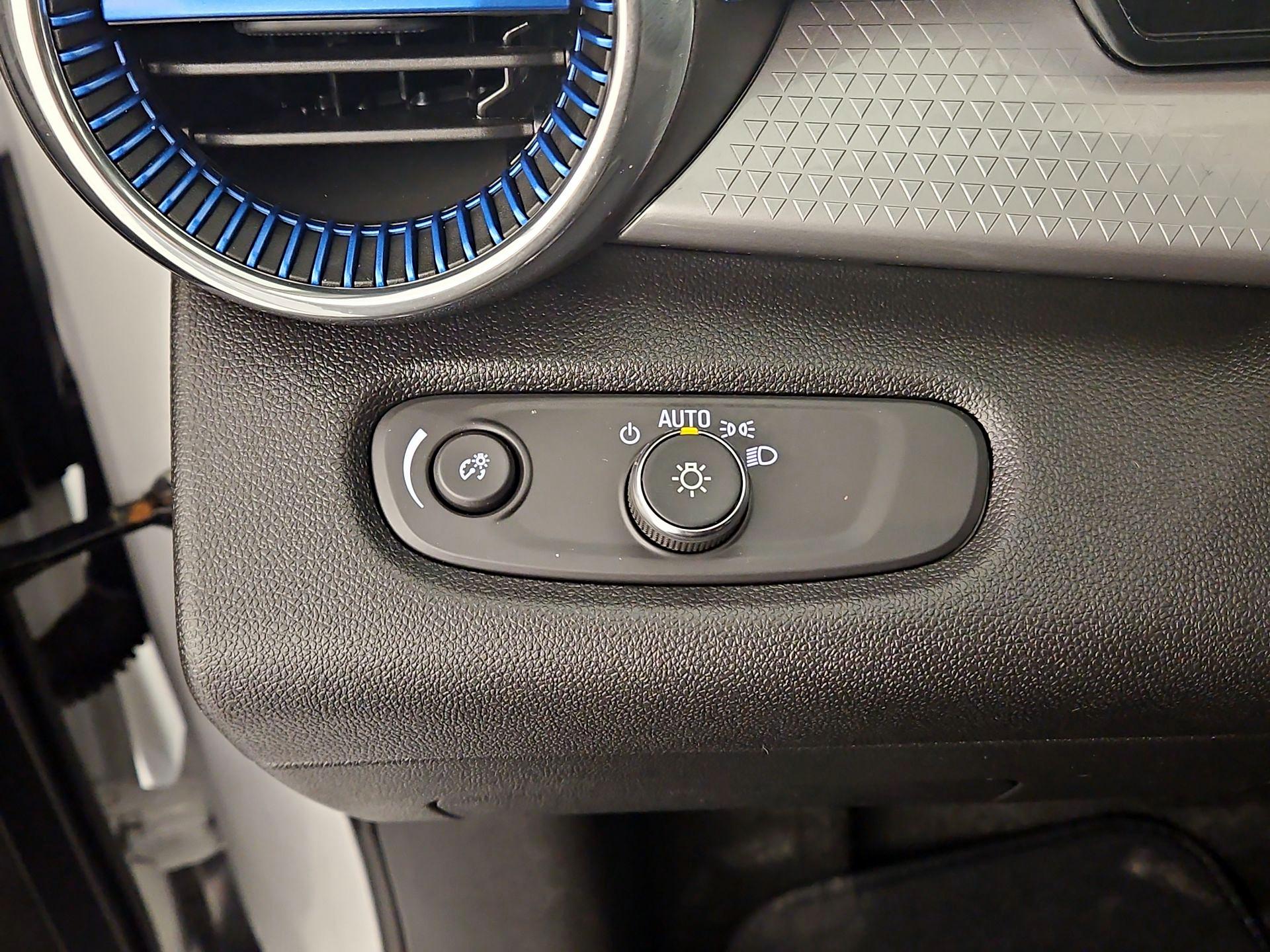 Thumbnail: 2025 Chevrolet Trax - 13