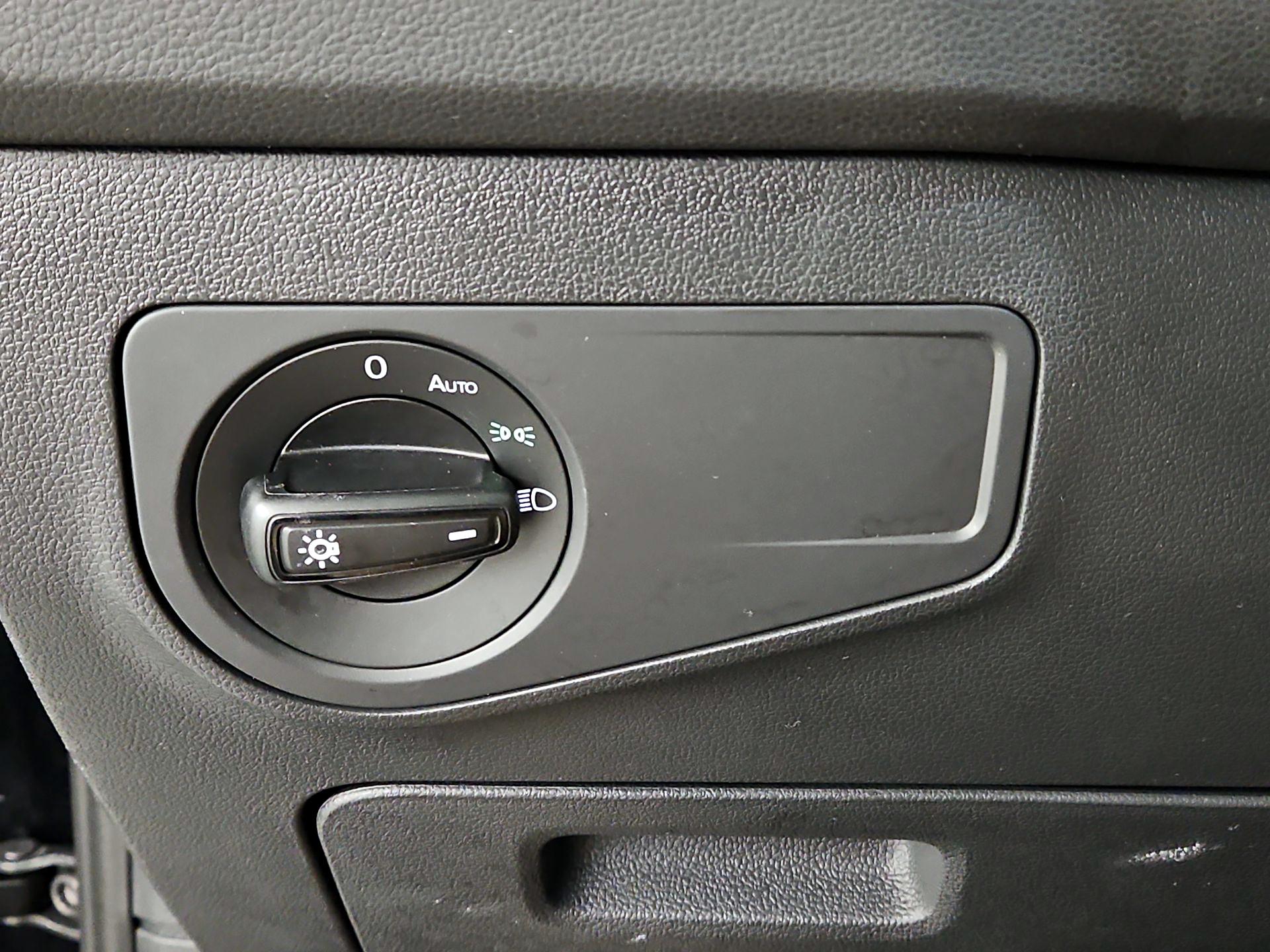 Thumbnail: 2024 Volkswagen Tiguan - 13