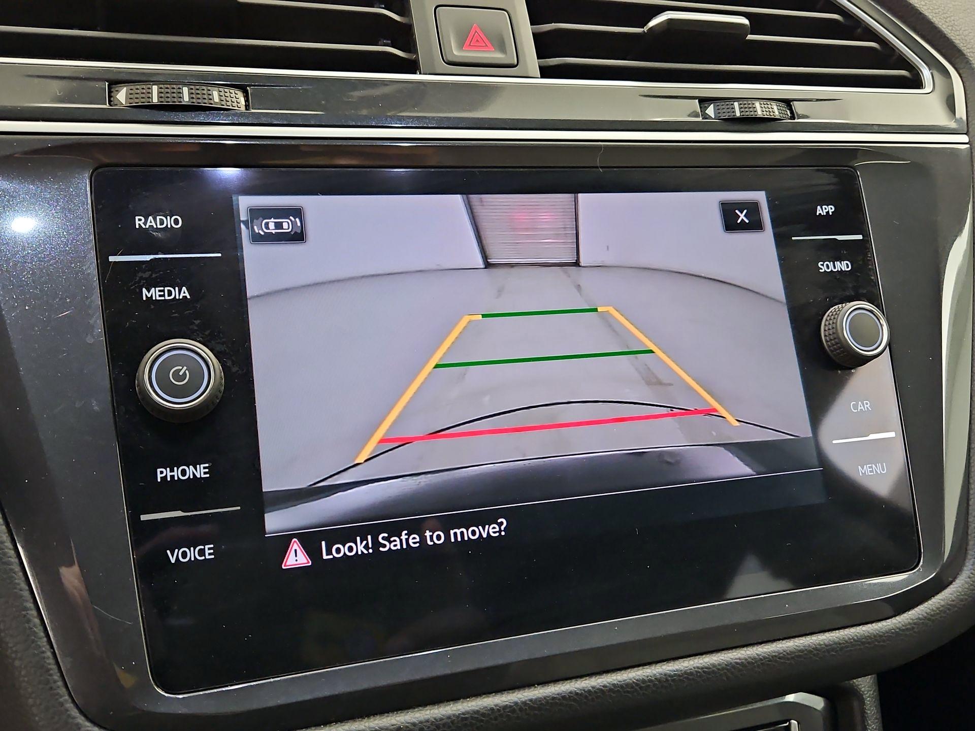 Thumbnail: 2024 Volkswagen Tiguan - 14