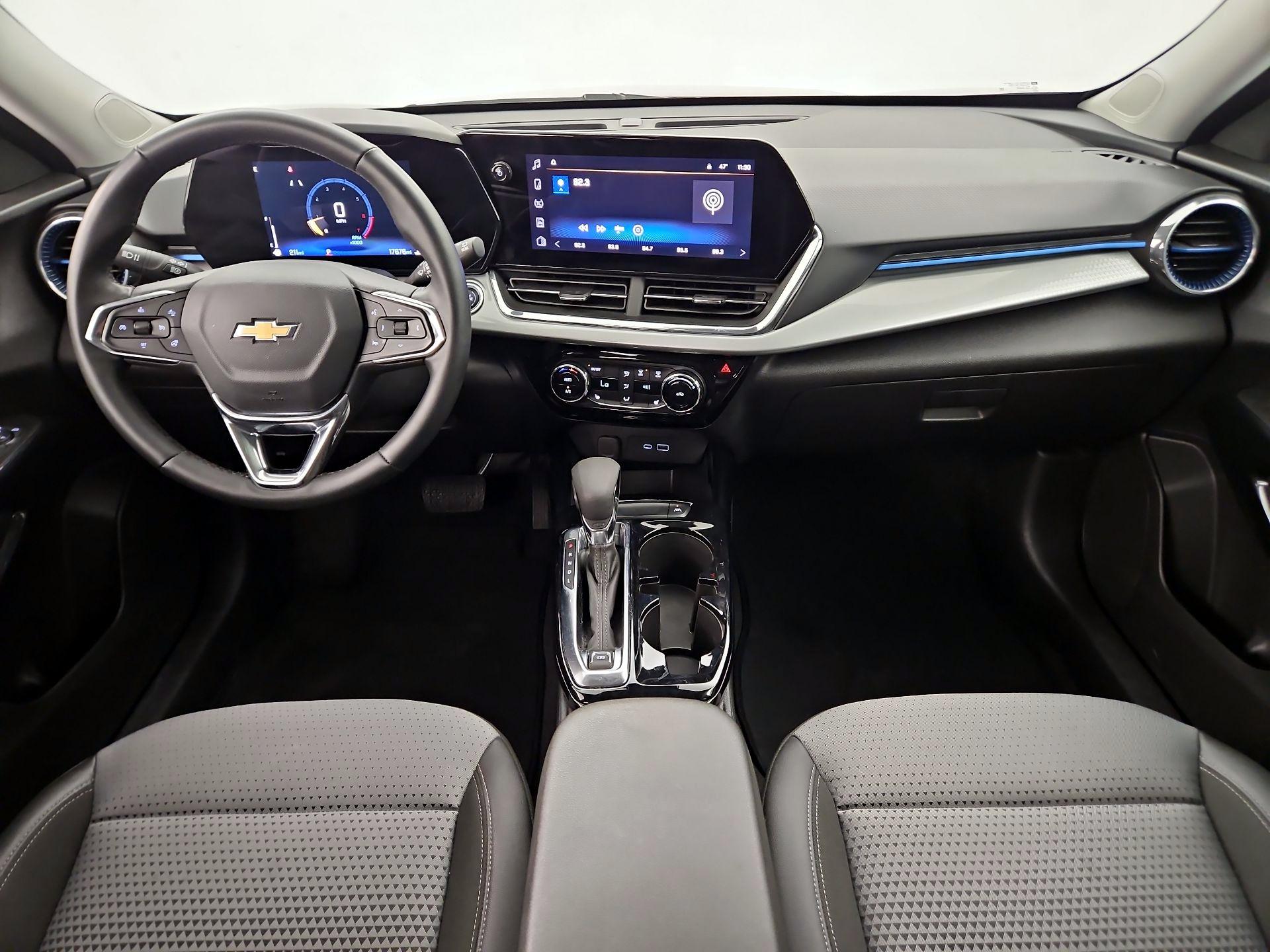Thumbnail: 2025 Chevrolet Trax - 9