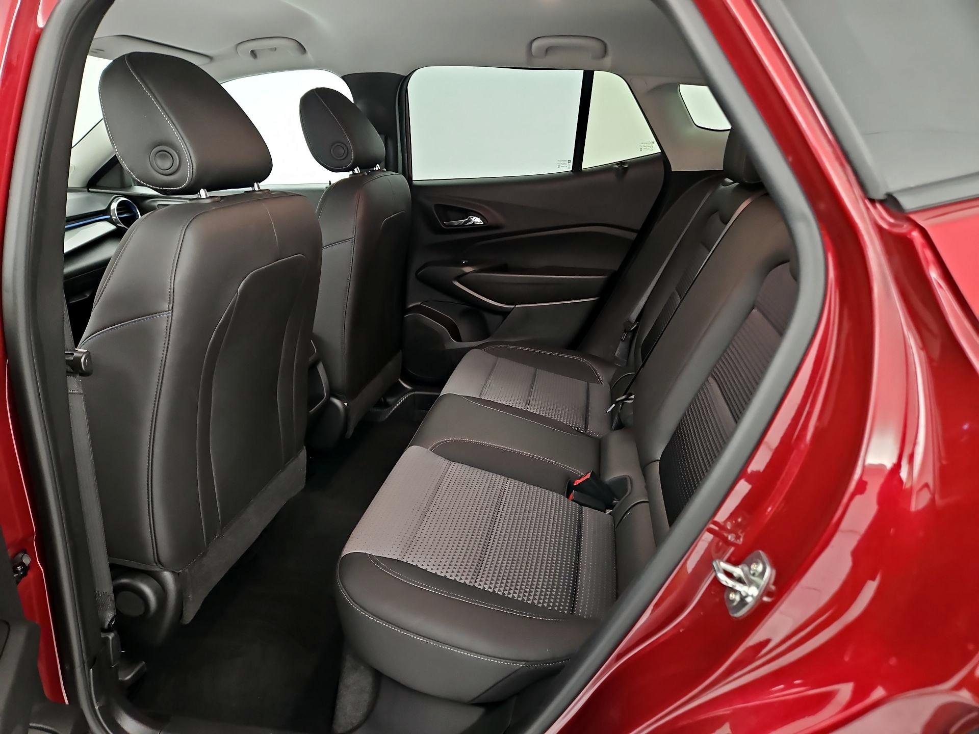 Thumbnail: 2025 Chevrolet Trax - 19