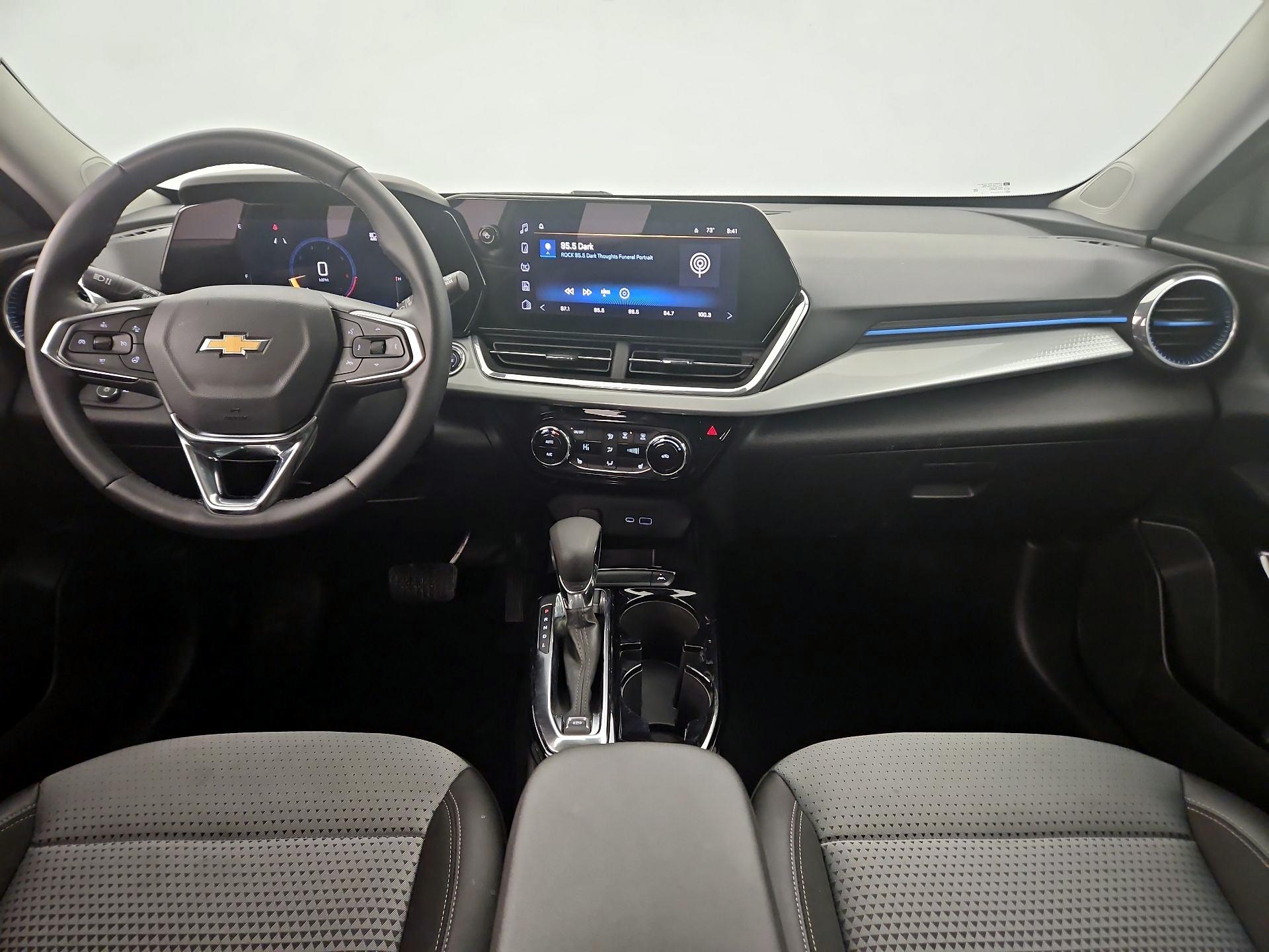 Thumbnail: 2025 Chevrolet Trax - 9