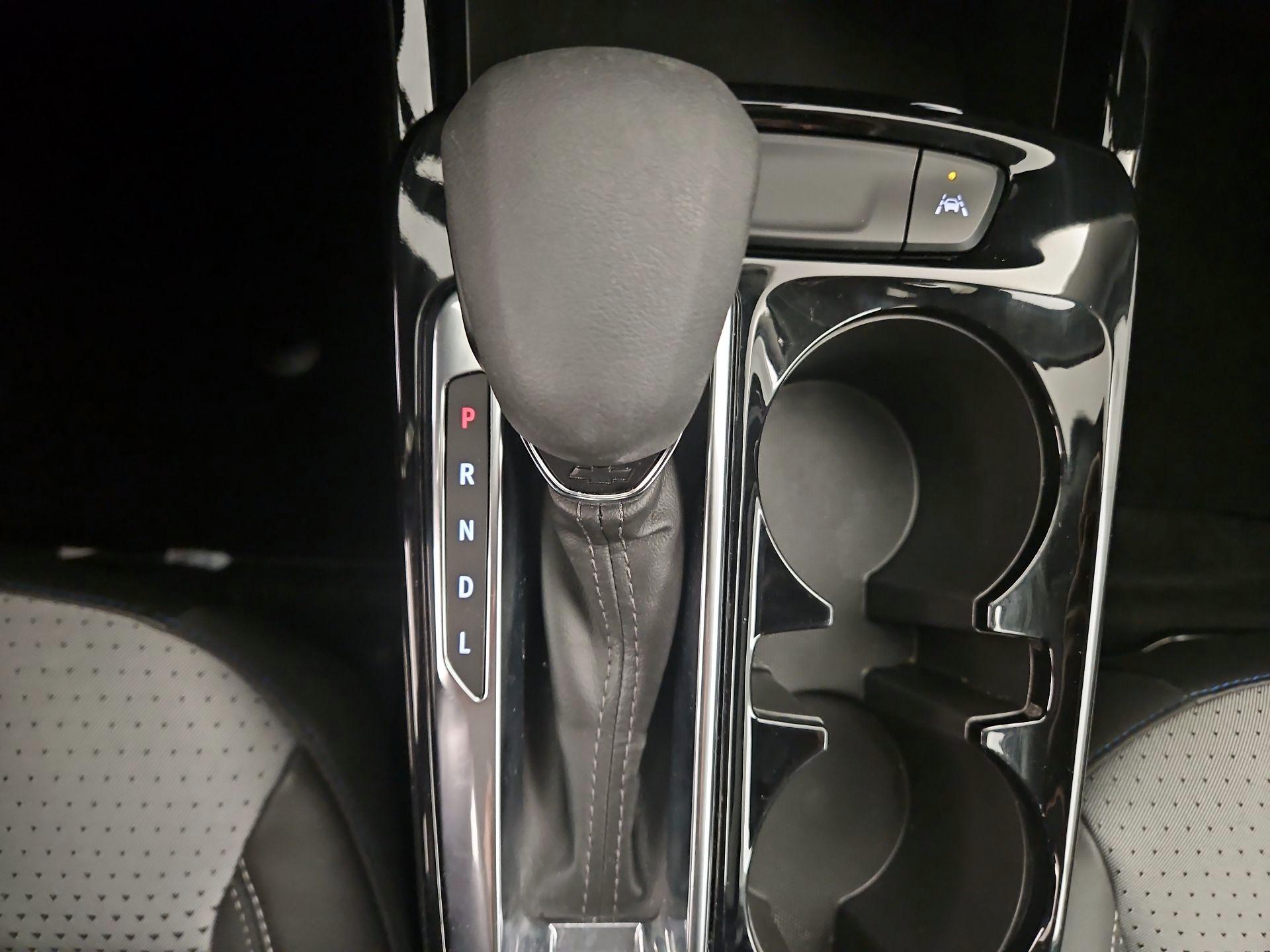 Thumbnail: 2025 Chevrolet Trax - 17