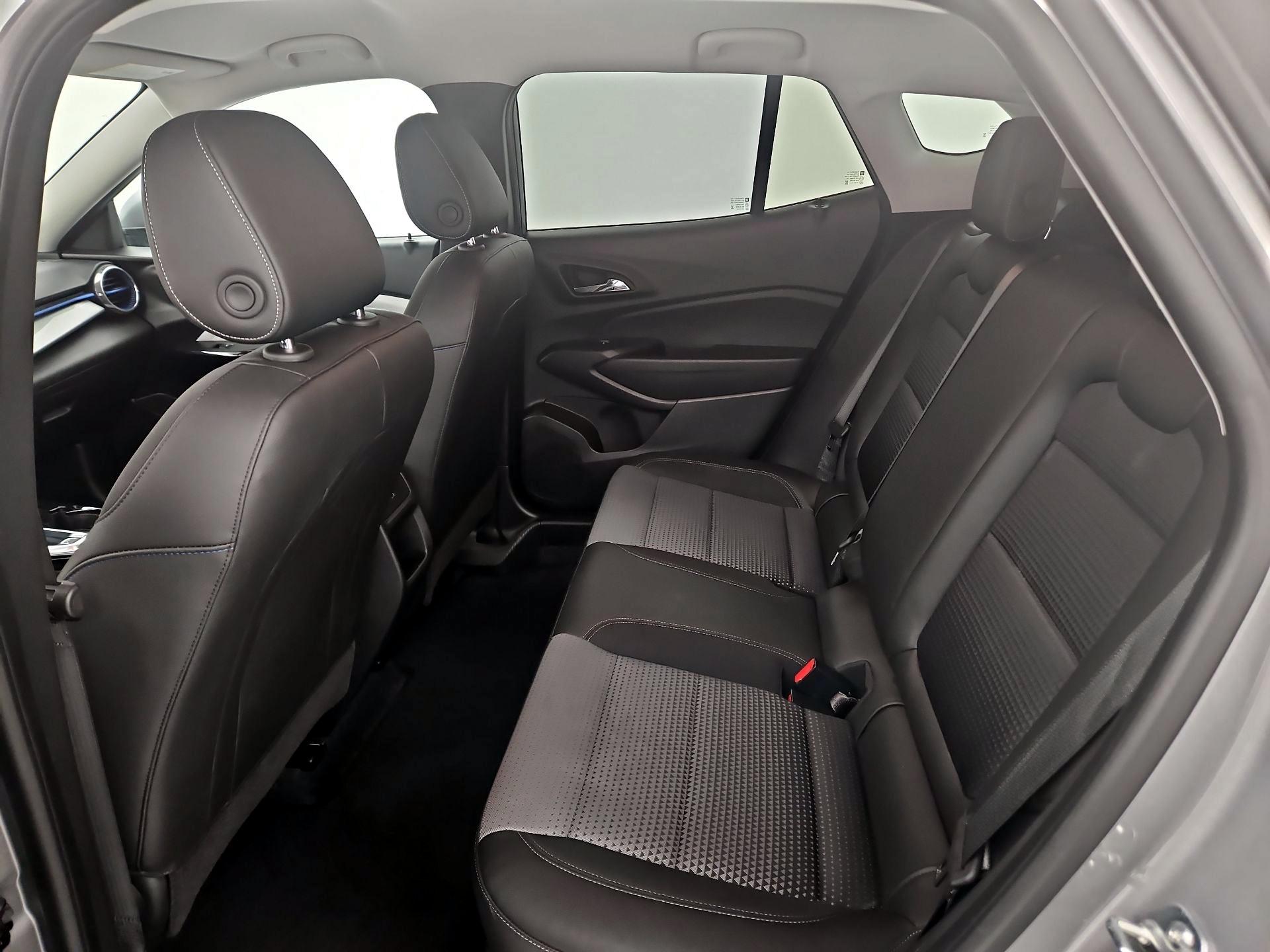 Thumbnail: 2025 Chevrolet Trax - 19