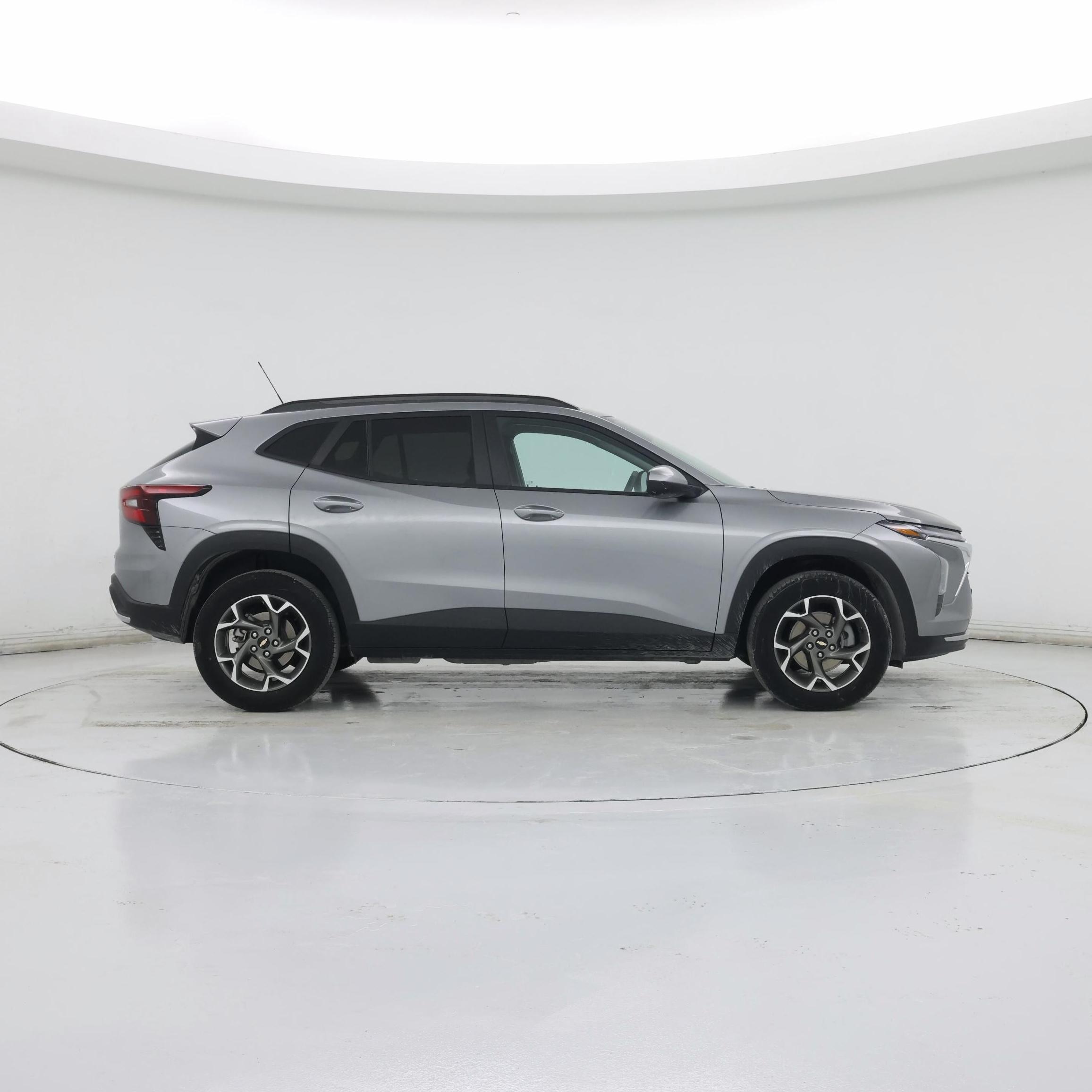 Thumbnail: 2025 Chevrolet Trax - 7