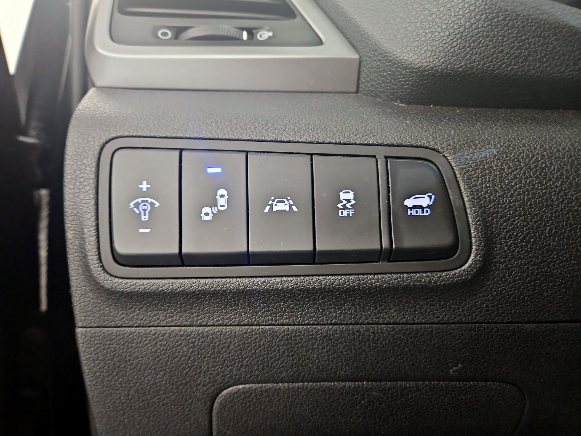 Thumbnail: 2017 Hyundai Tucson - 13