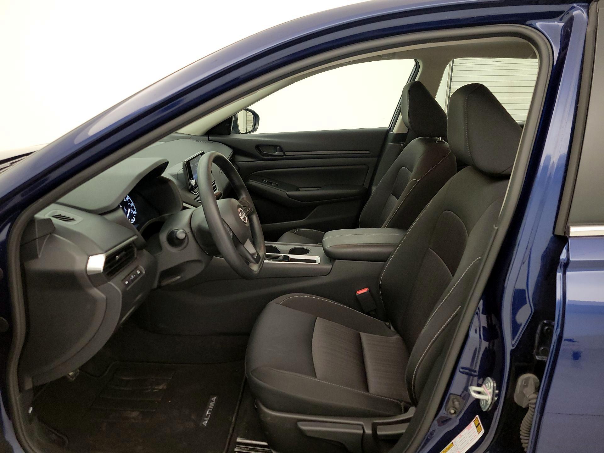 Thumbnail: 2023 Nissan Altima - 11