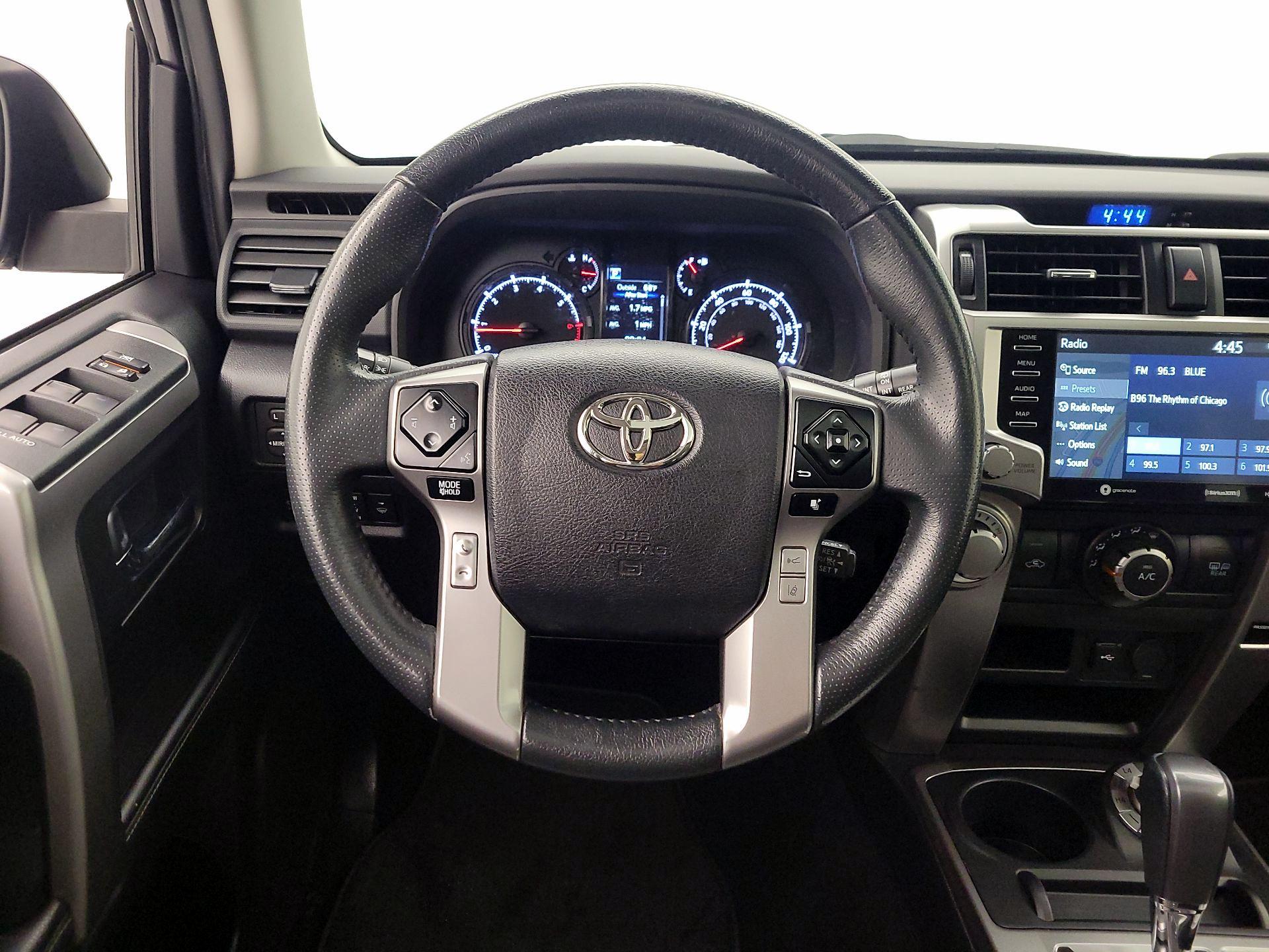 Thumbnail: 2022 Toyota 4Runner - 10