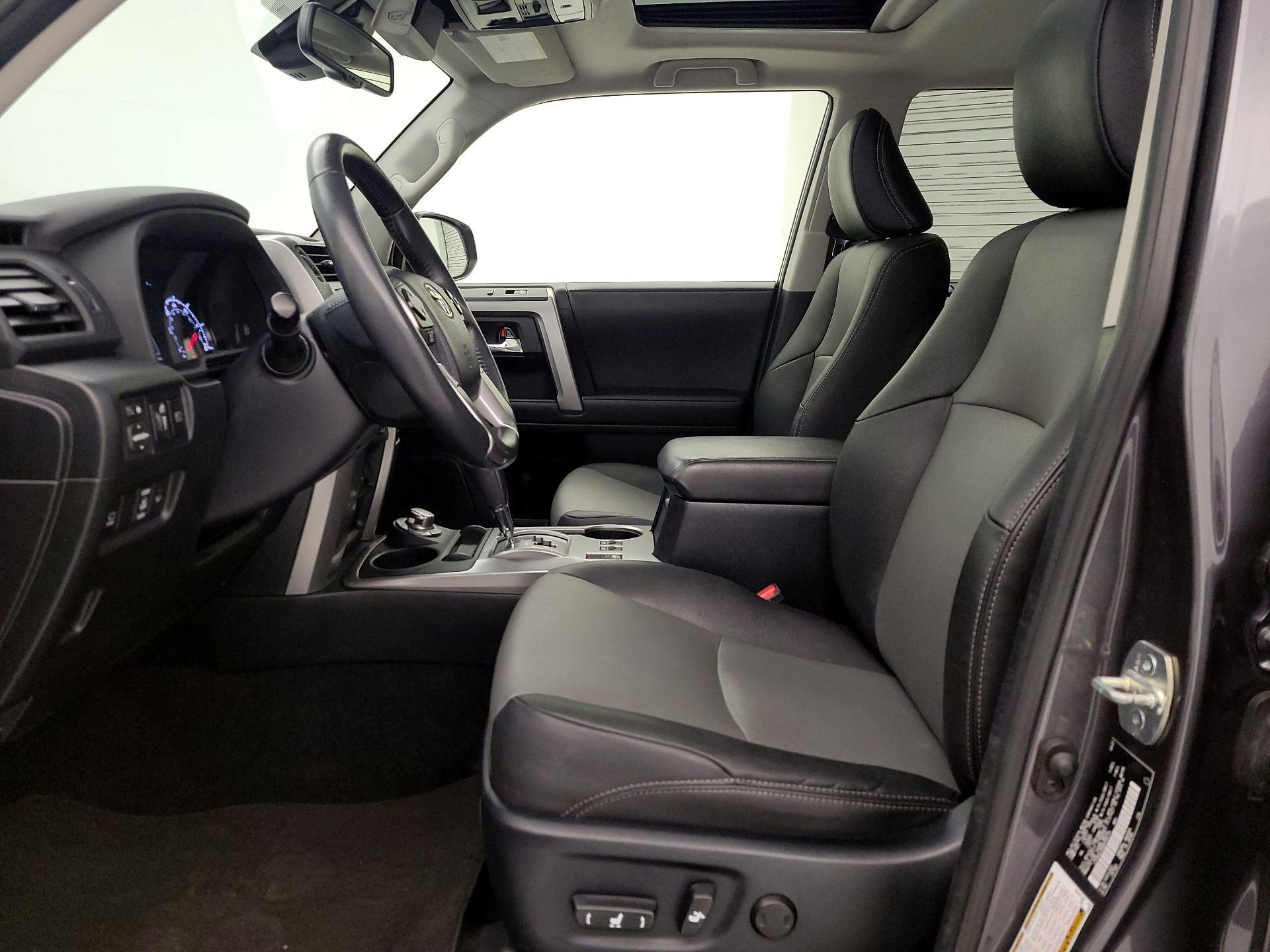 Thumbnail: 2022 Toyota 4Runner - 11